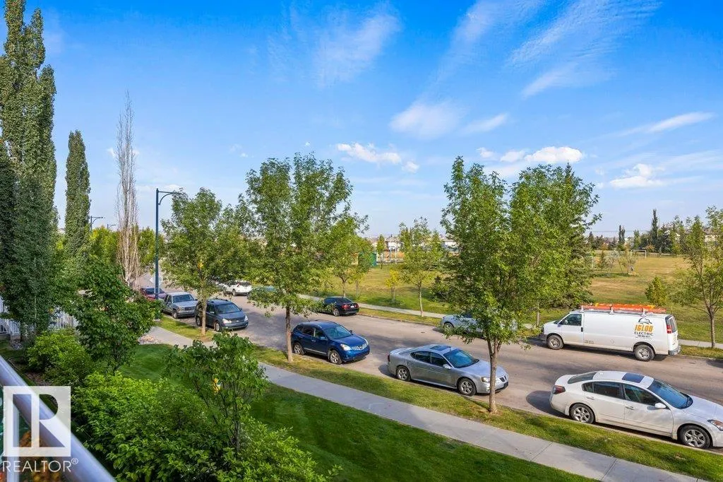 263 MACEWAN Road
