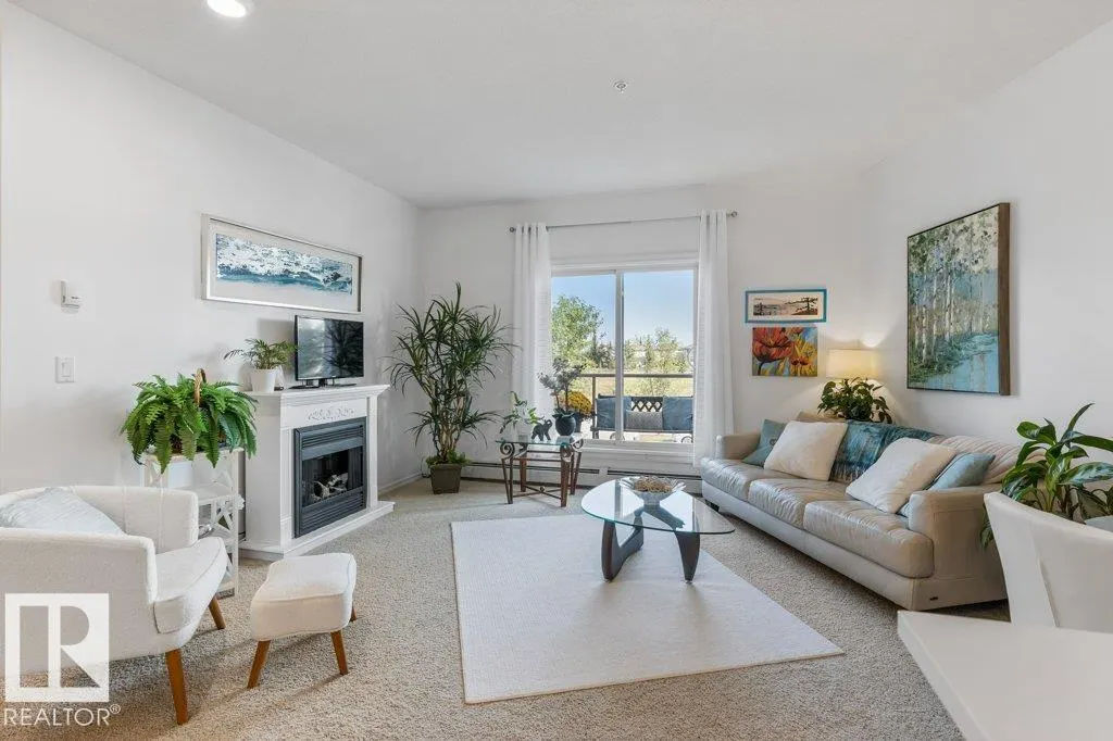 263 MACEWAN Road