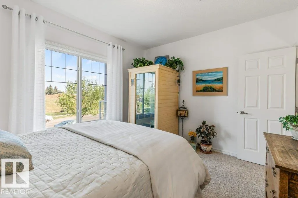 263 MACEWAN Road