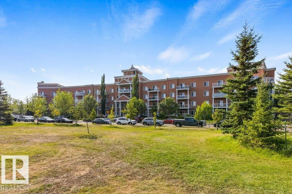 263 MACEWAN Road