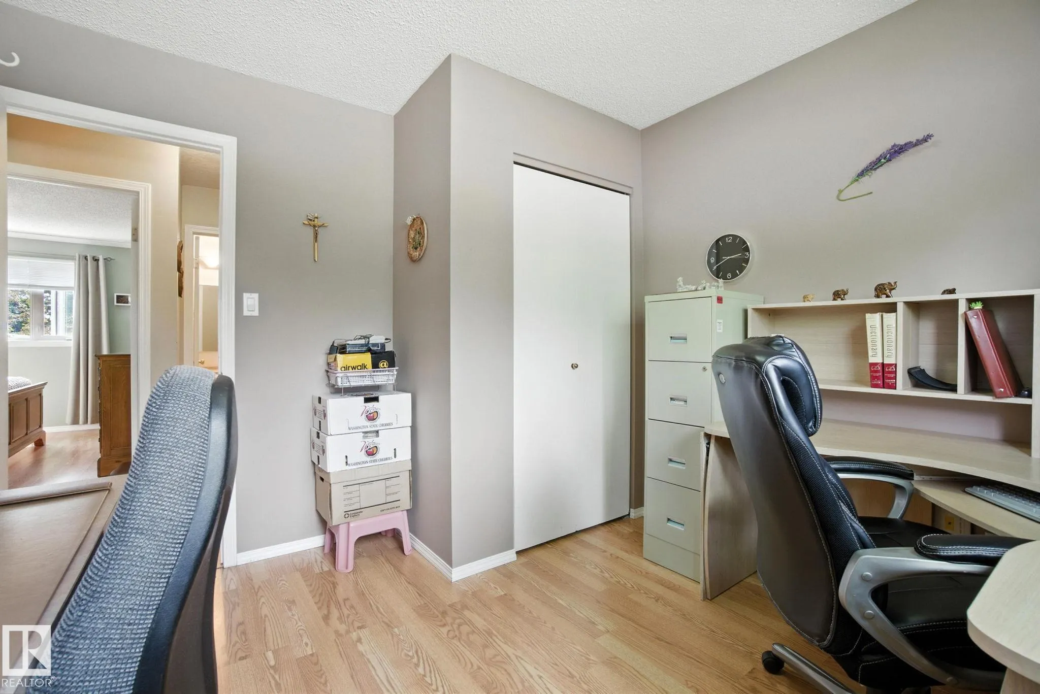 2 LAYDON Drive