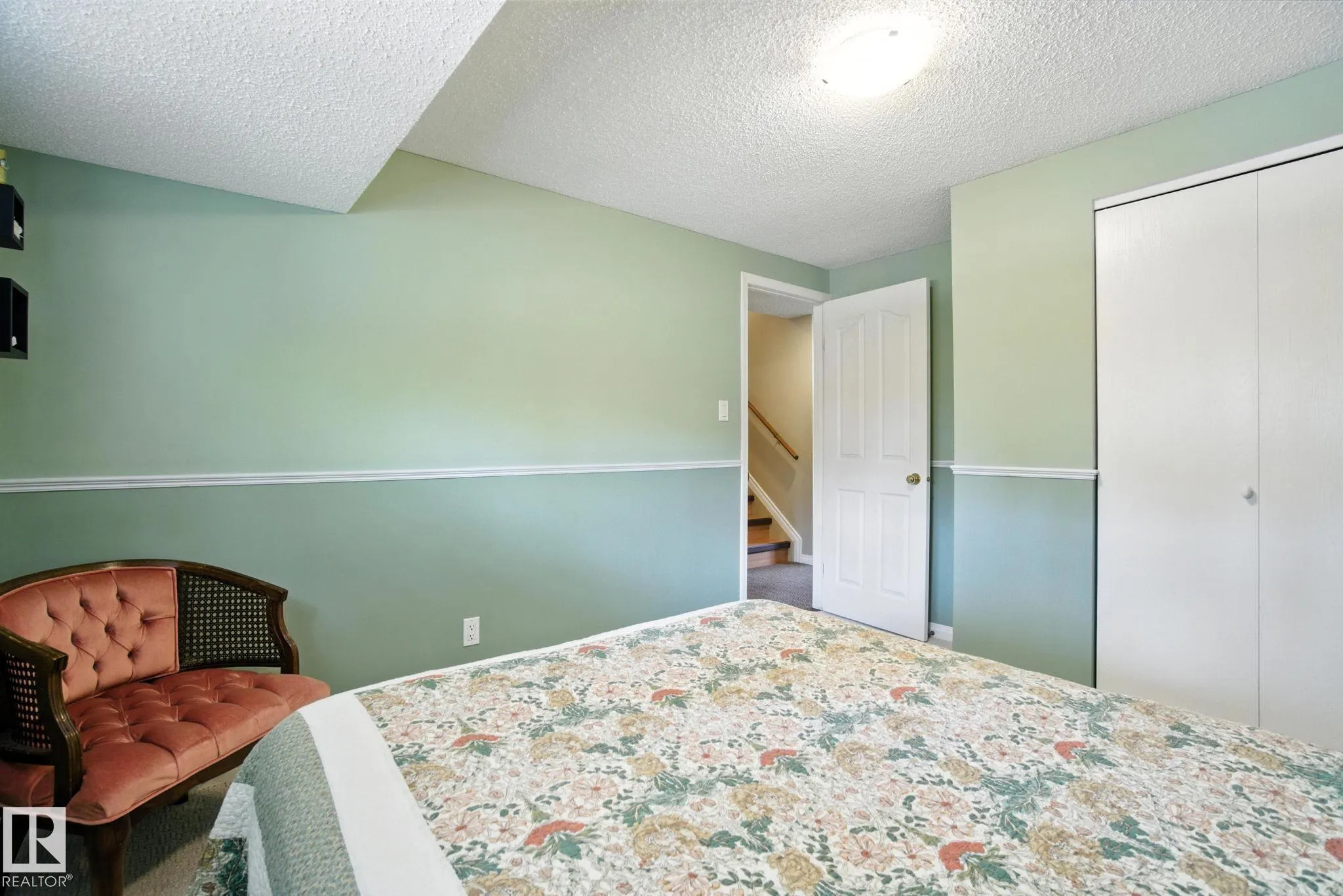 2 LAYDON Drive
