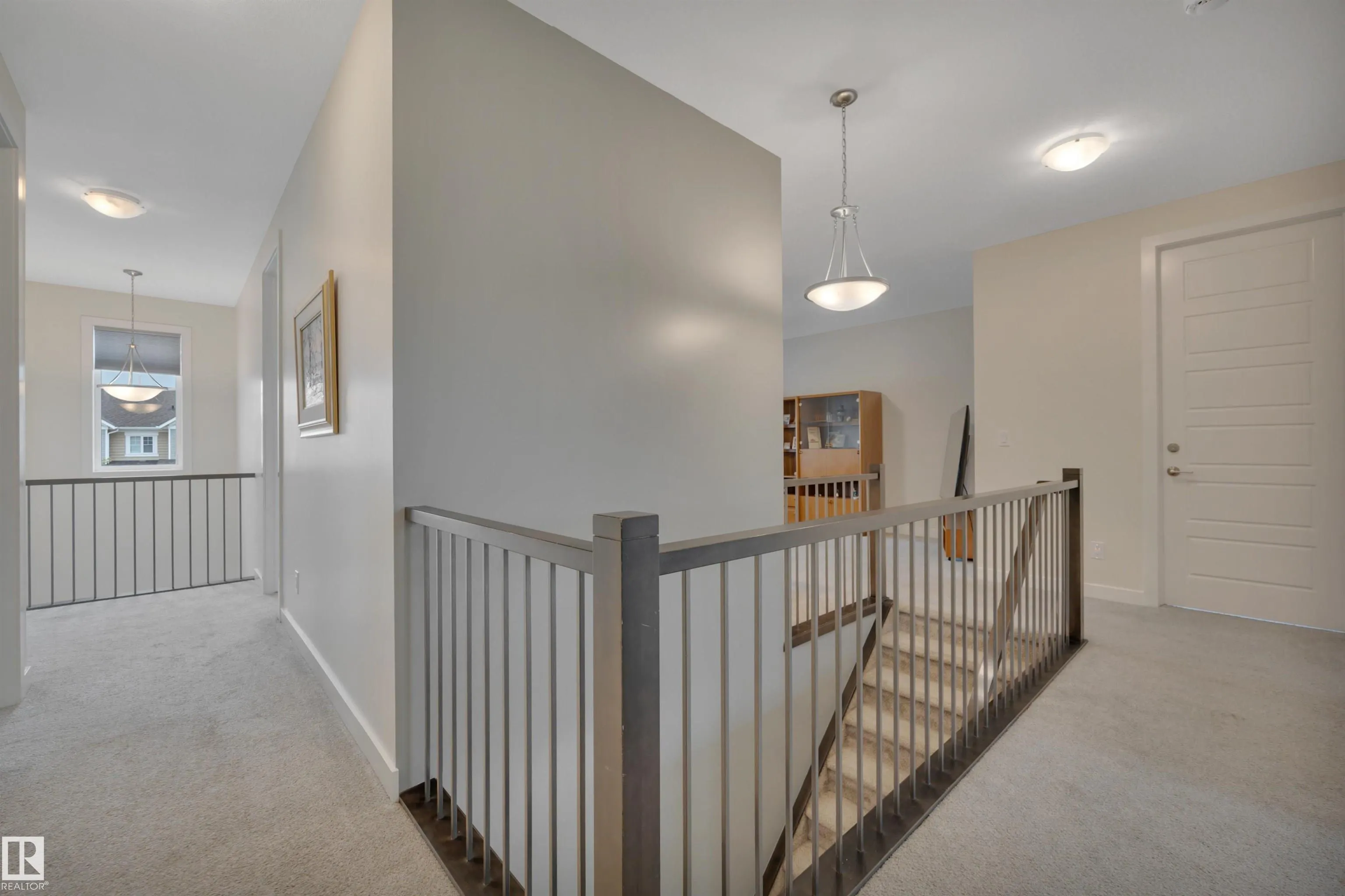 50 ROSEMOUNT Boulevard