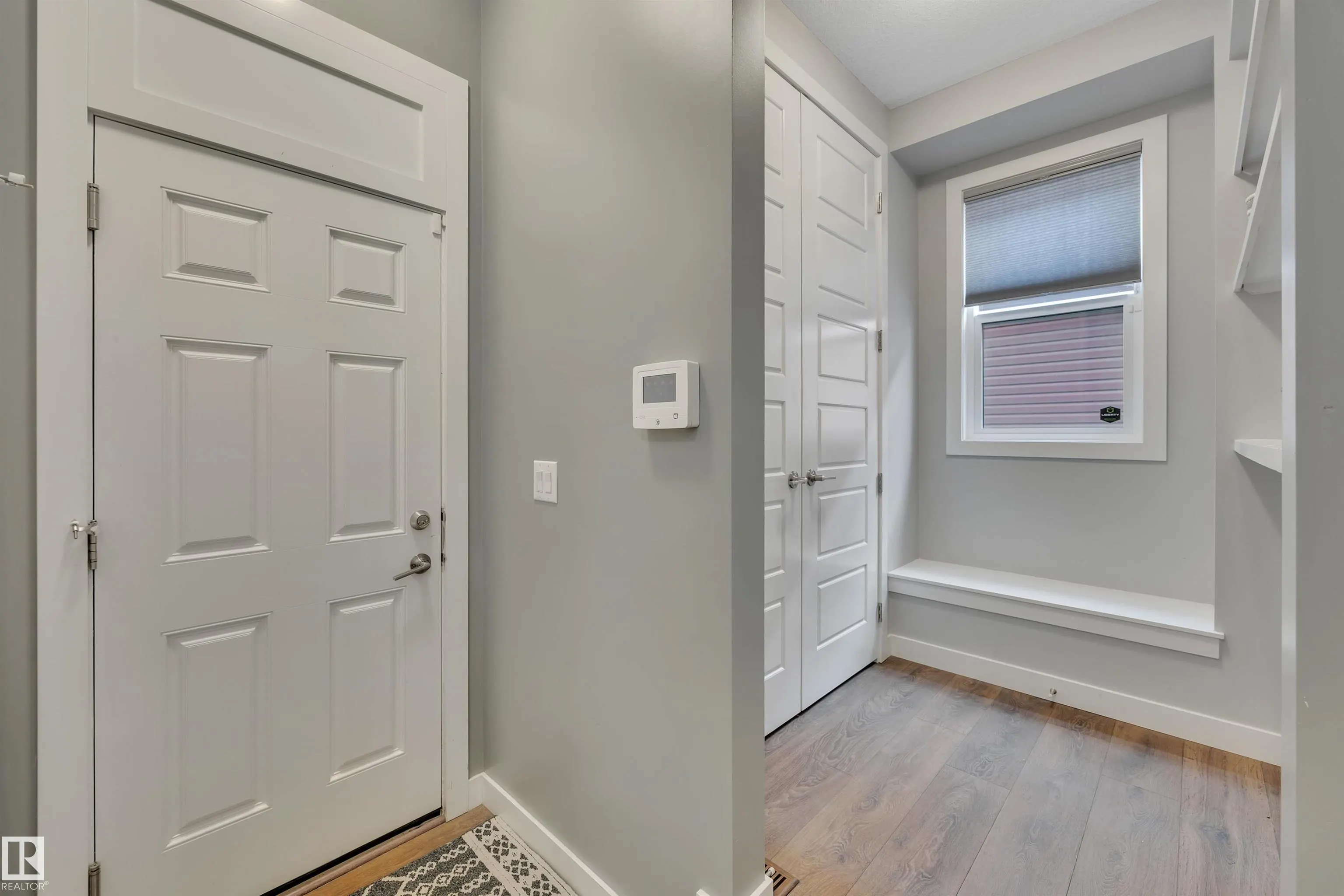 50 ROSEMOUNT Boulevard