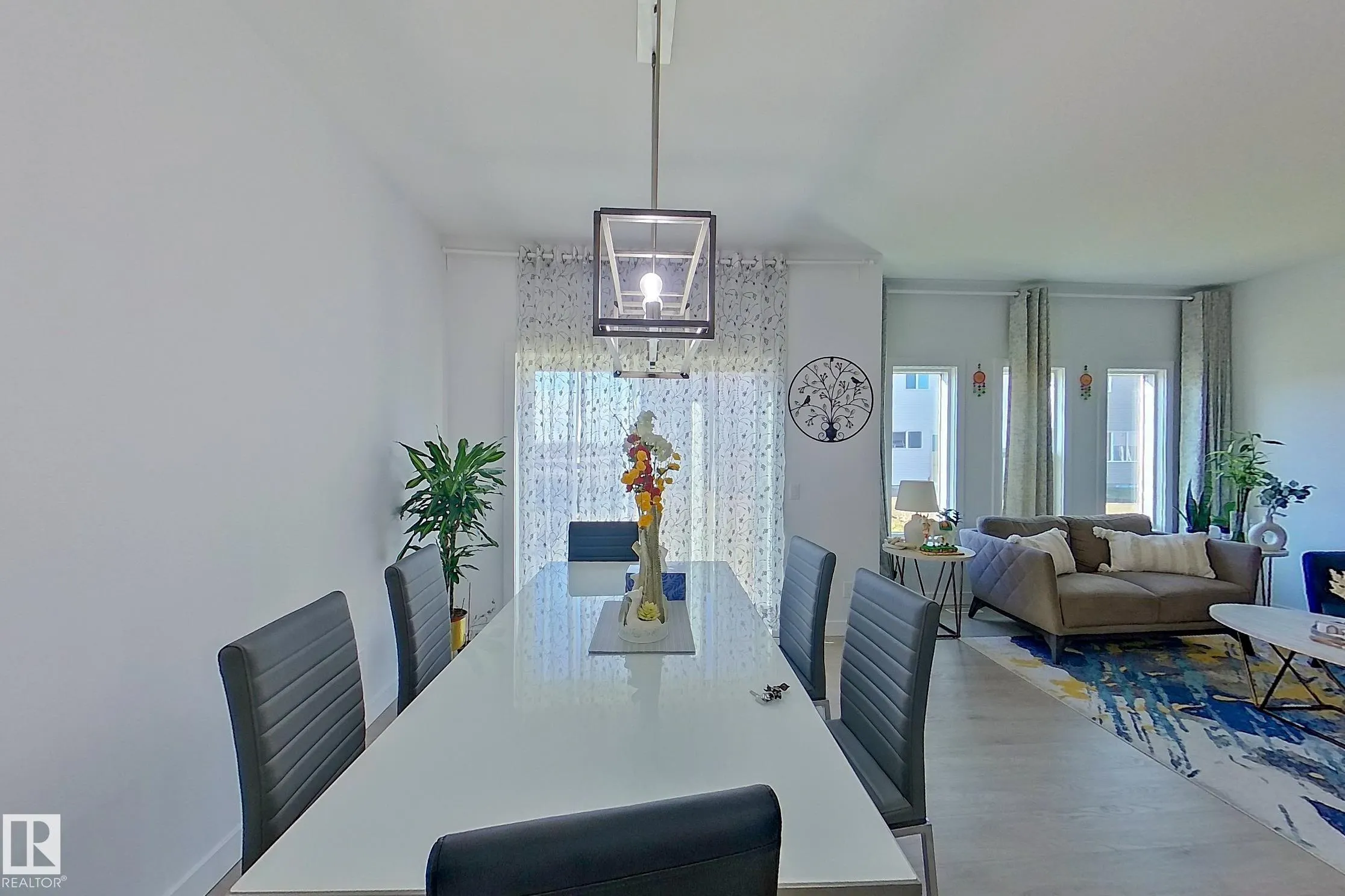 2508 193 Street