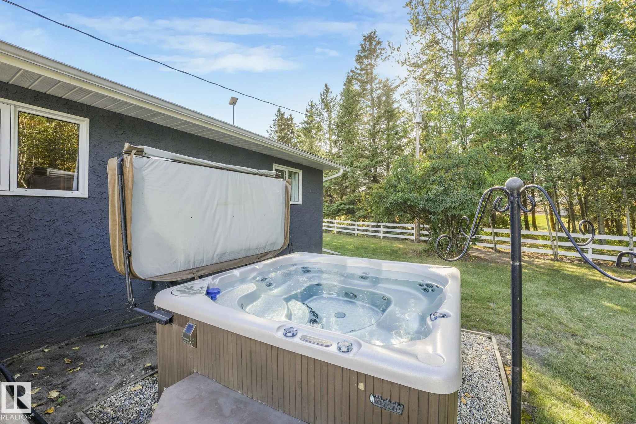 6 Gibbonslea Drive