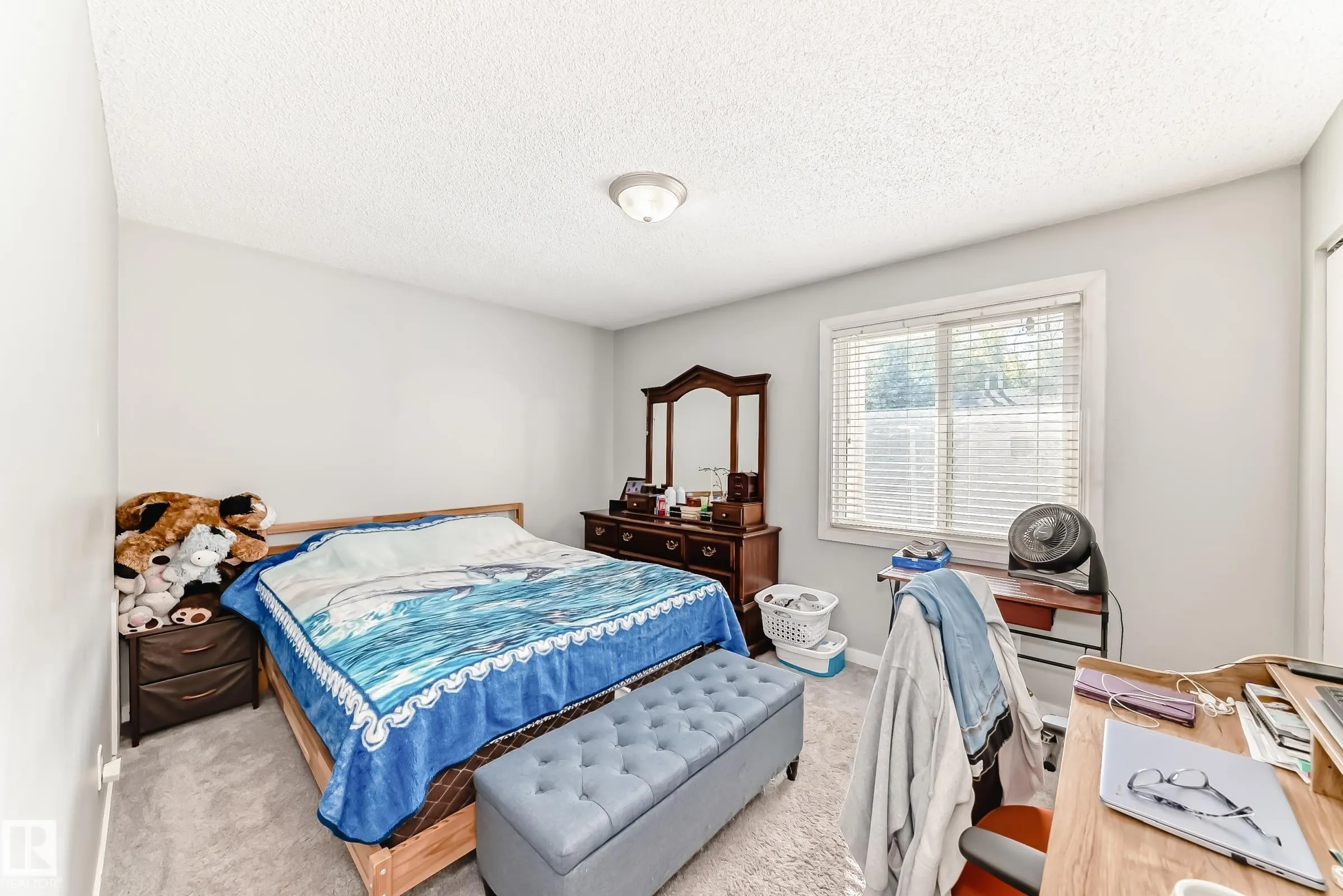 53 LAKEWOOD Village