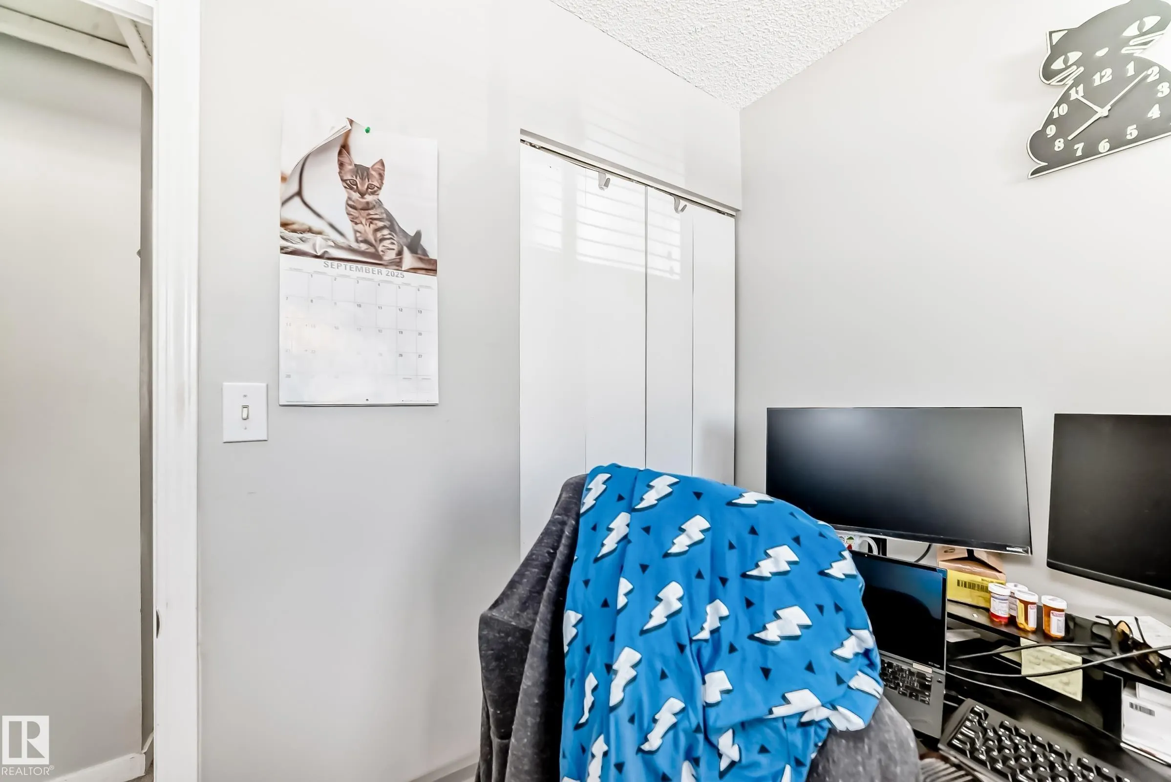 53 LAKEWOOD Village