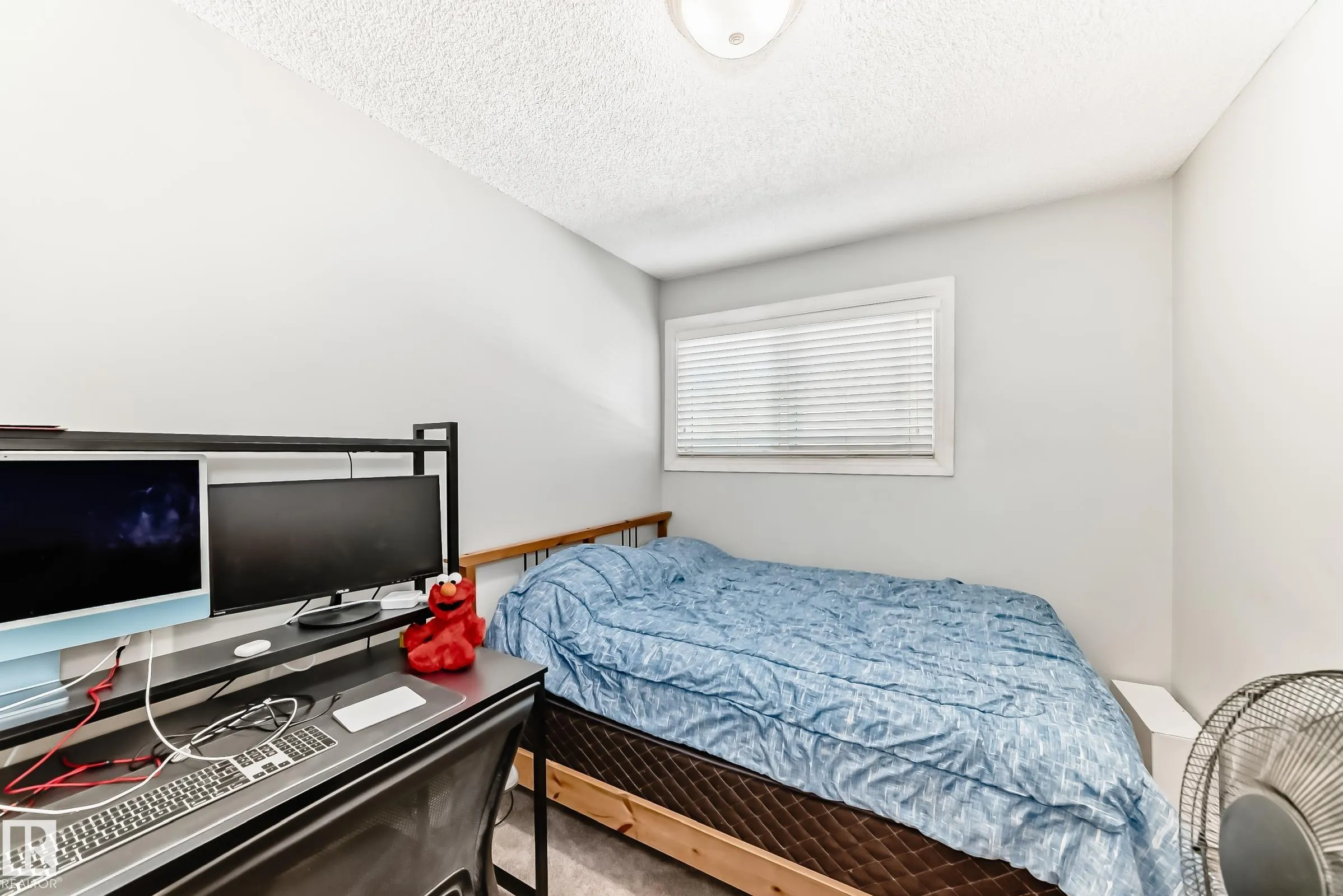 53 LAKEWOOD Village