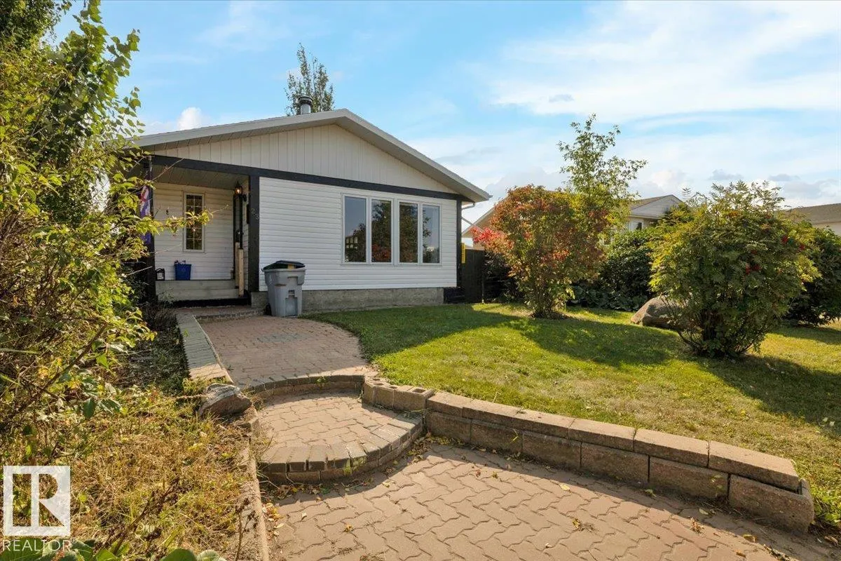 23 Lunnon Drive