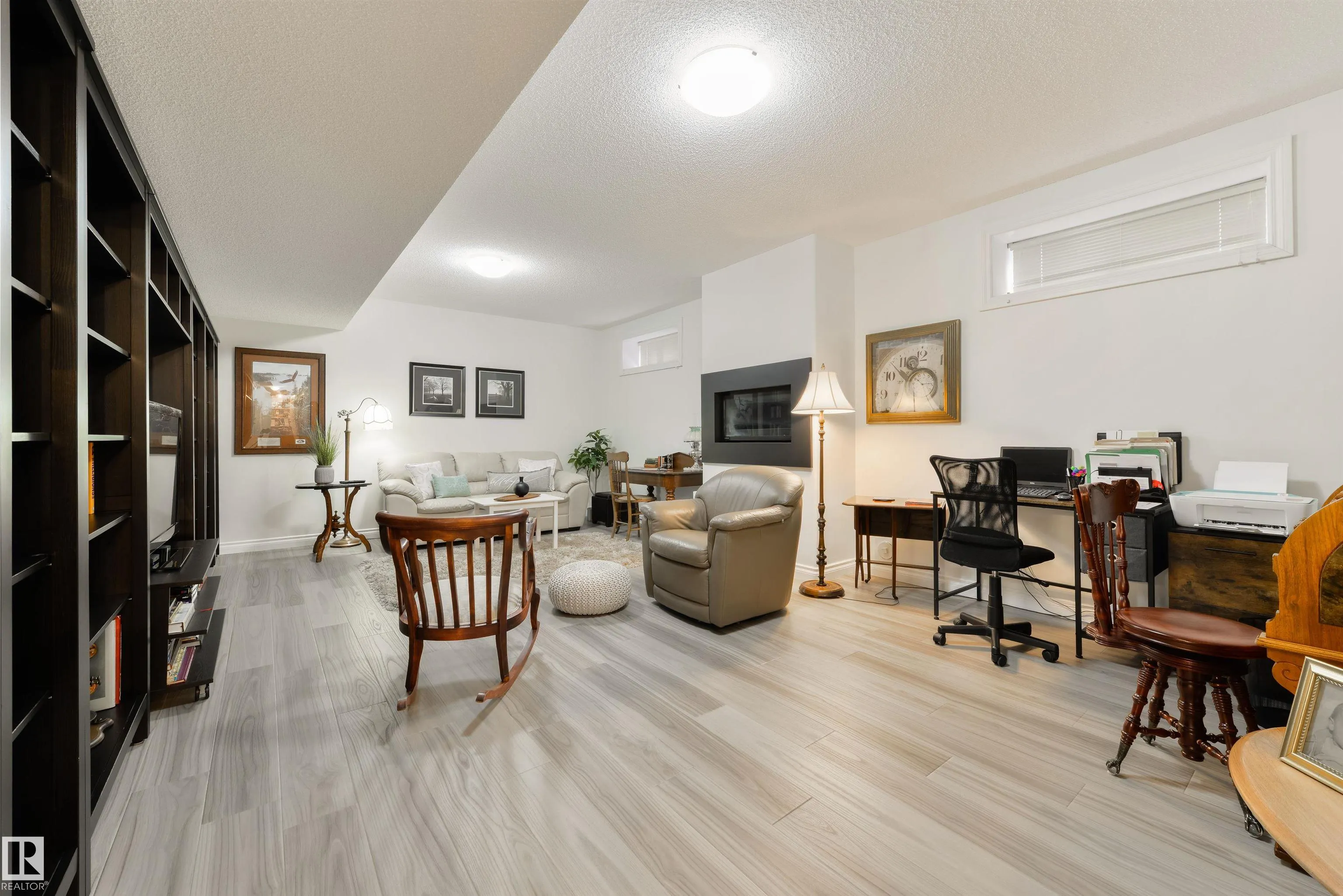 120 KEYPORT Circle