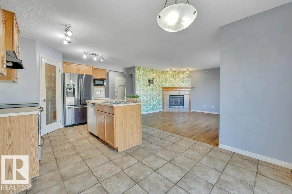 128 SOUTHFORK Drive