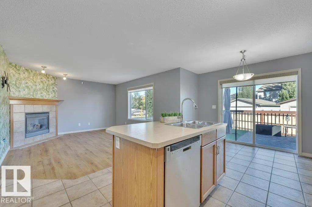 128 SOUTHFORK Drive