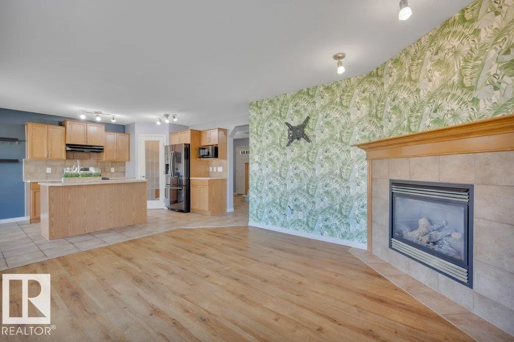 128 SOUTHFORK Drive