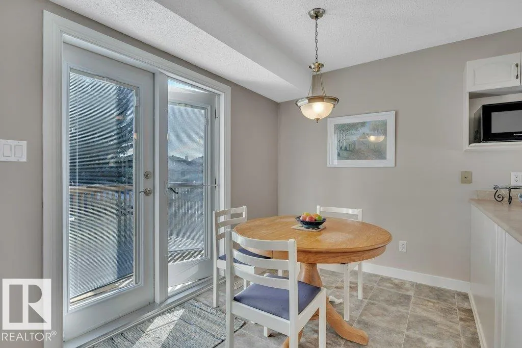 99 Meadowview Drive