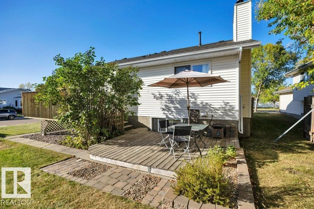 99 Meadowview Drive