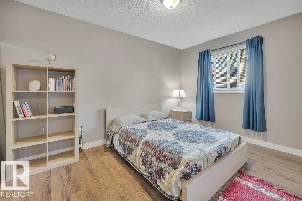 99 Meadowview Drive