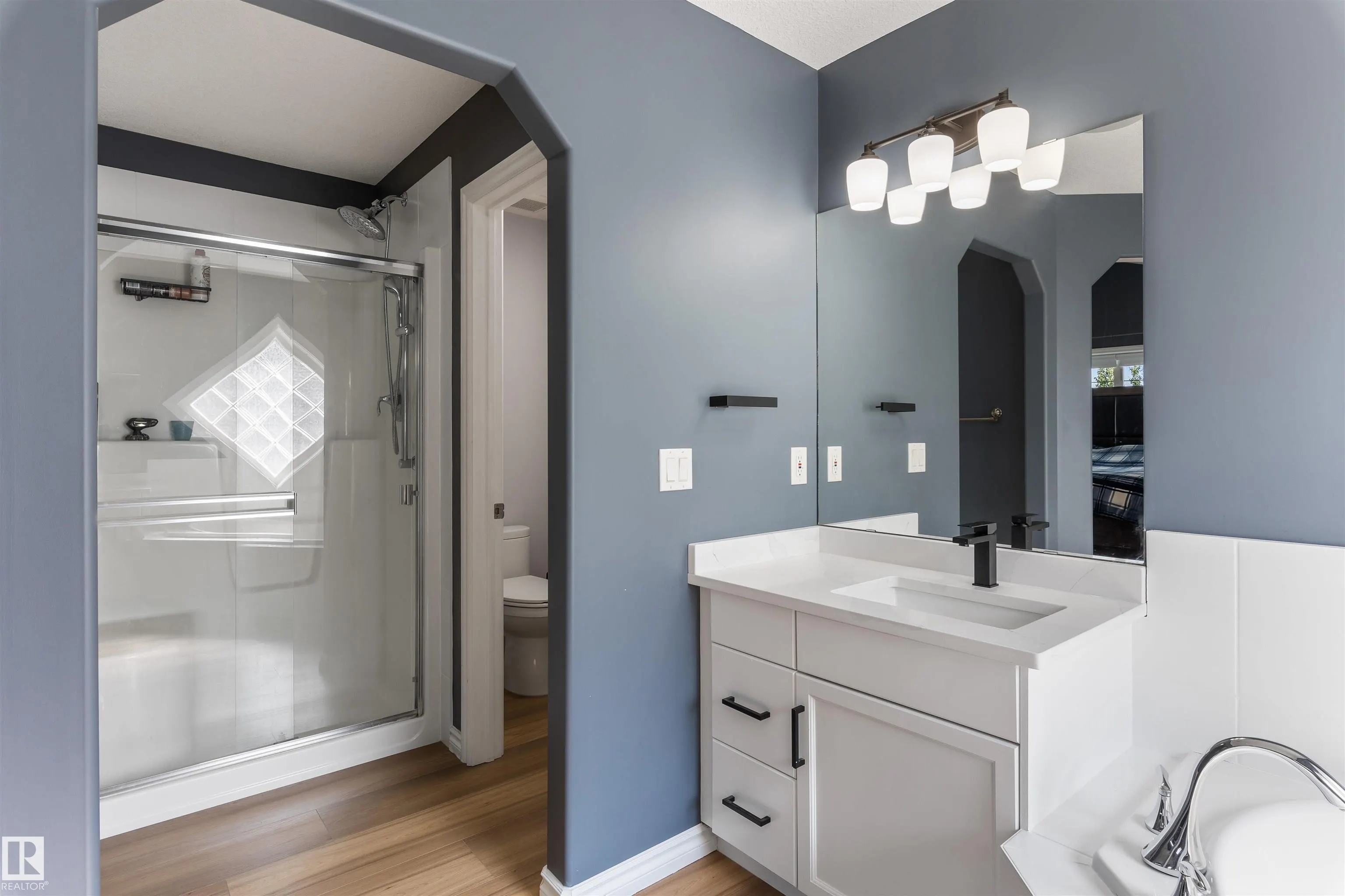 43 AVONLEA Court