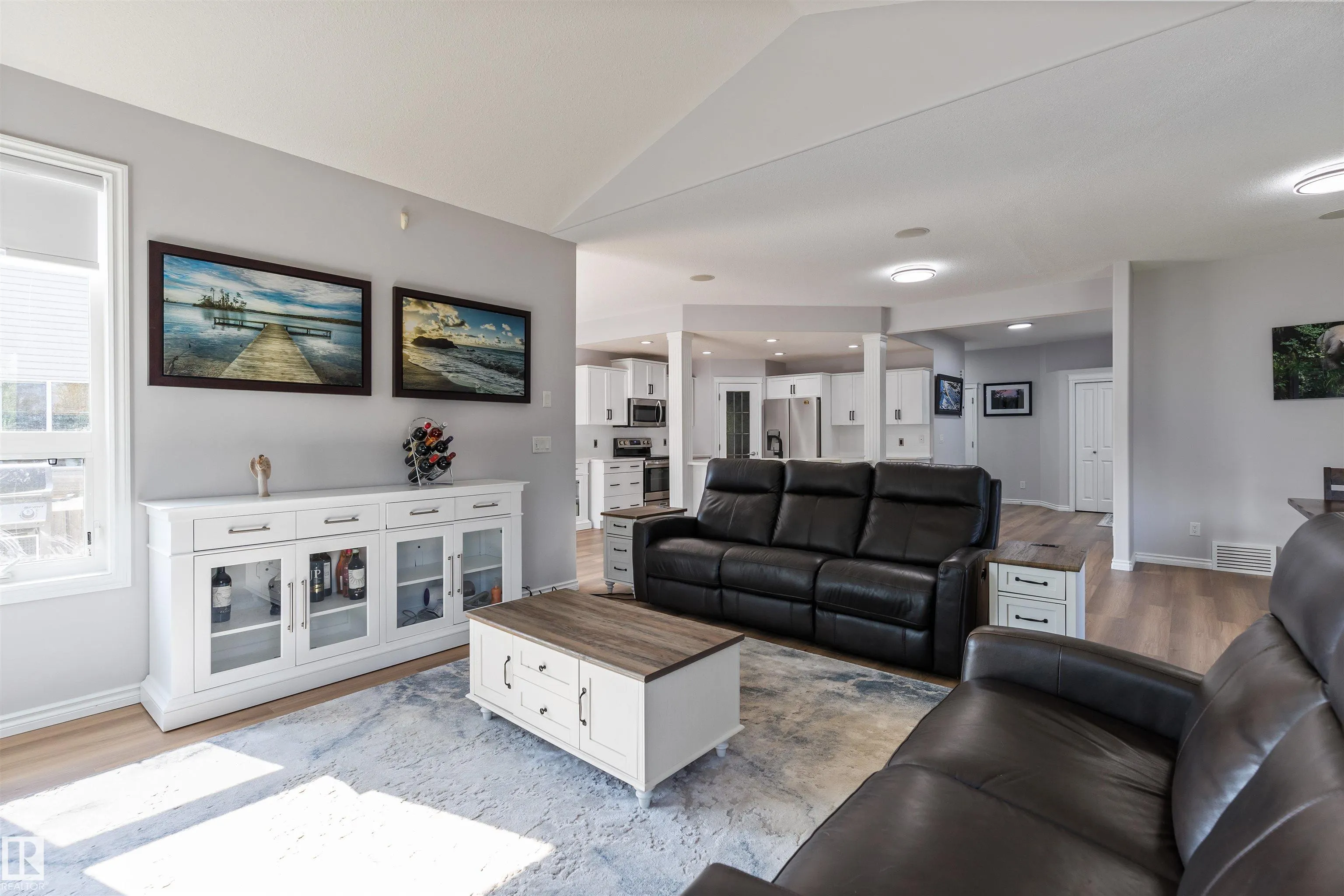 43 AVONLEA Court