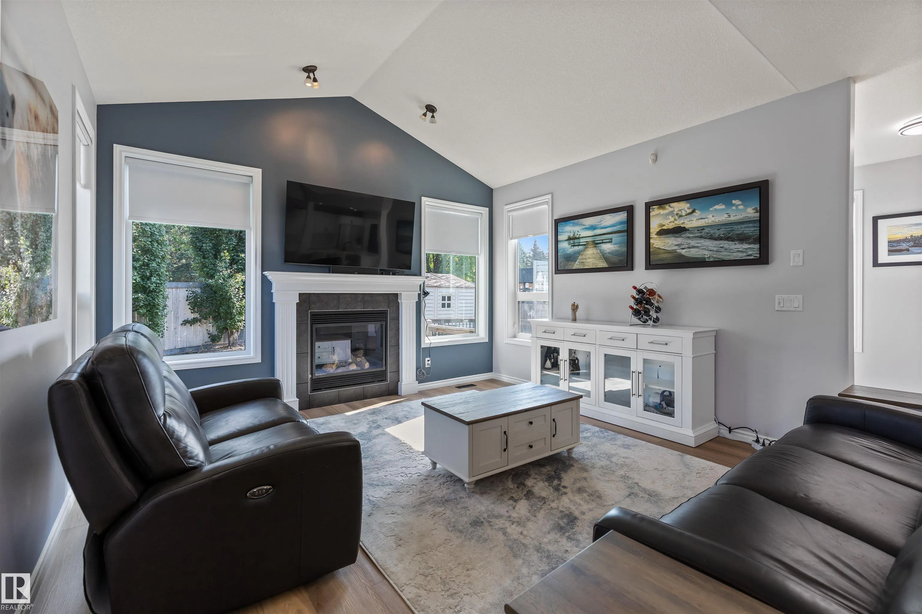 43 AVONLEA Court