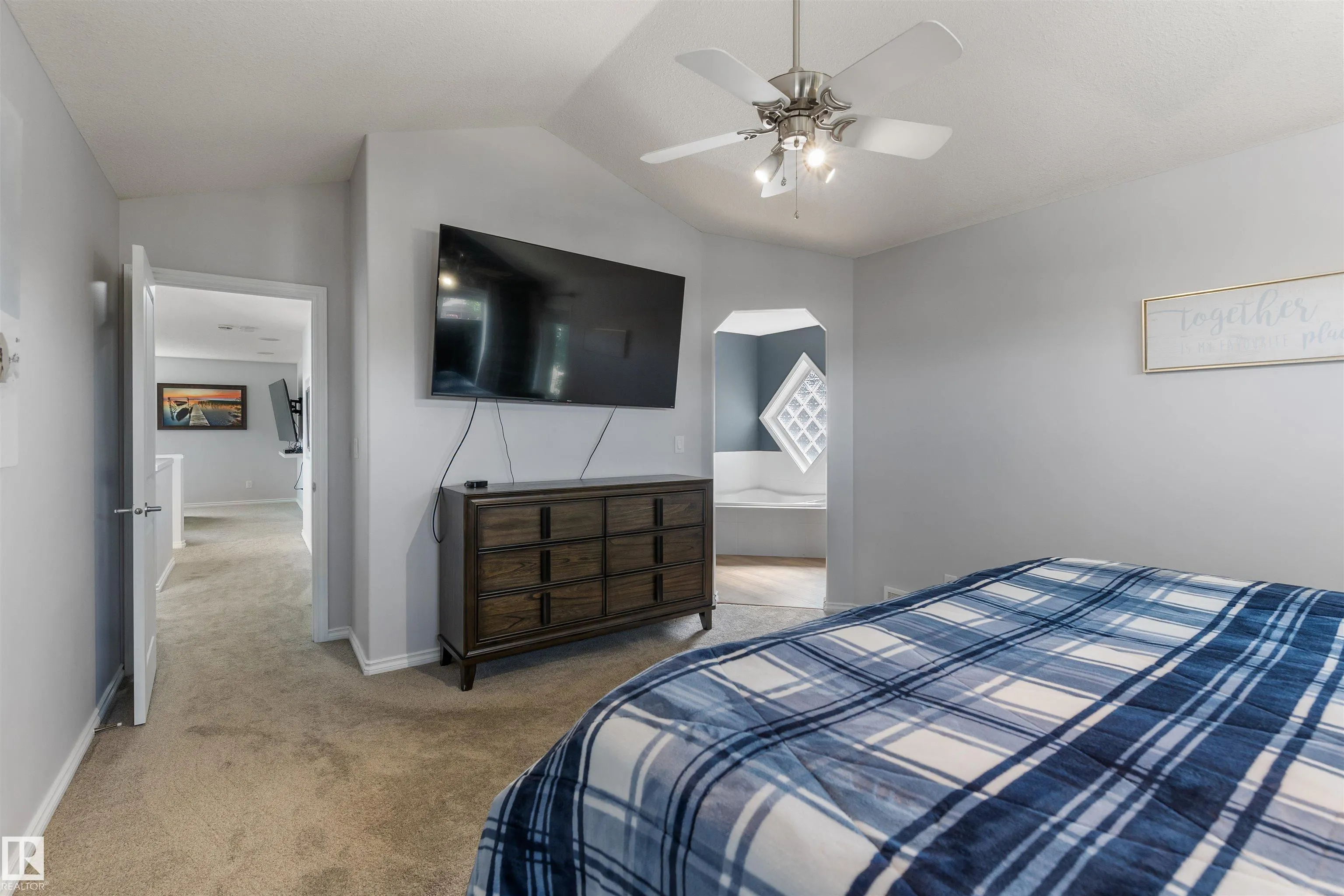 43 AVONLEA Court