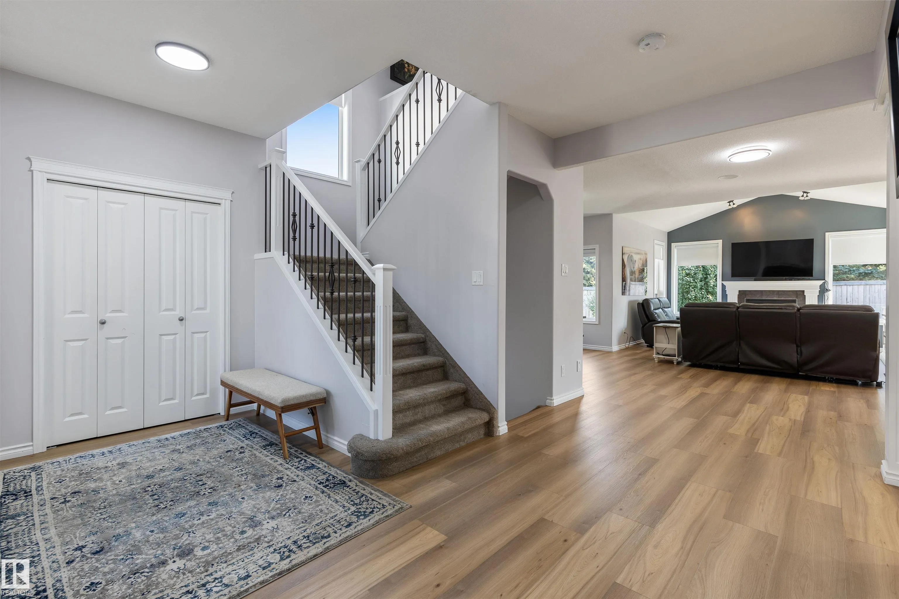 43 AVONLEA Court