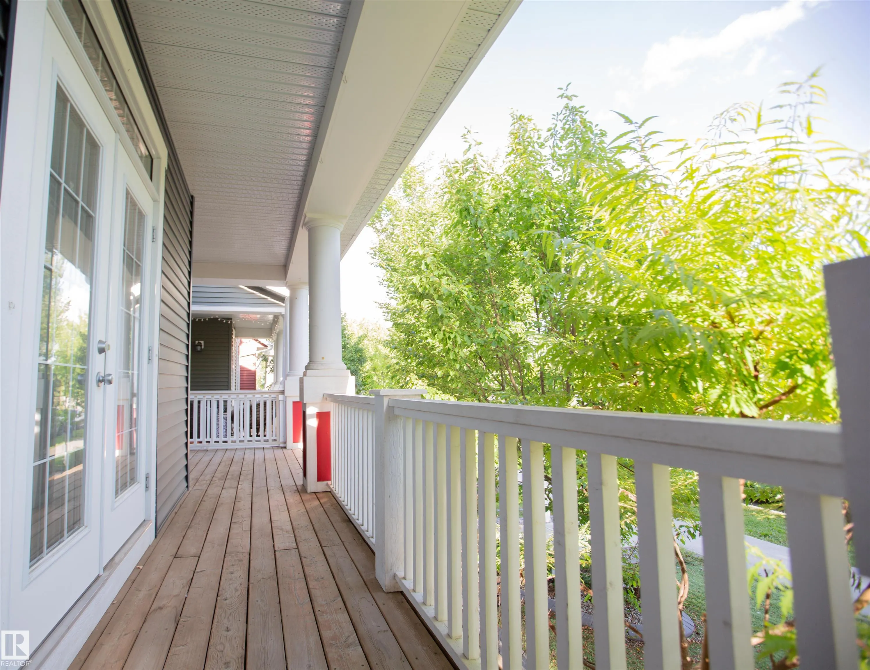 7108 SUMMERSIDE GRANDE Boulevard