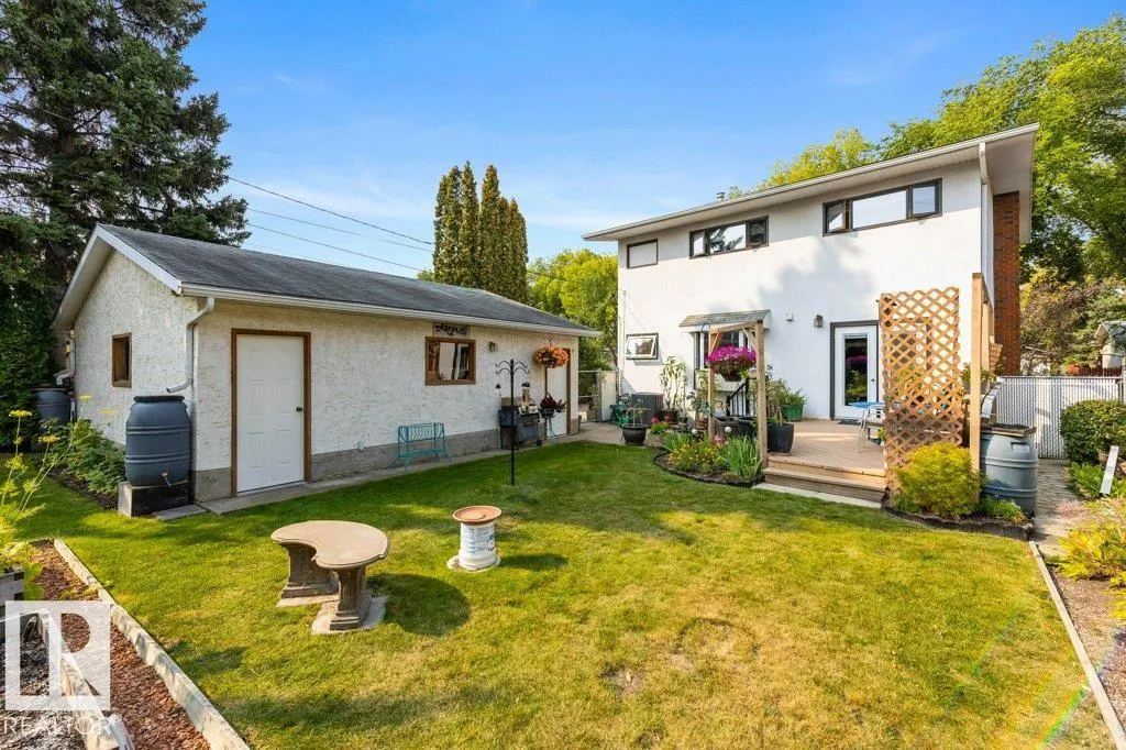 4 GORDON Crescent