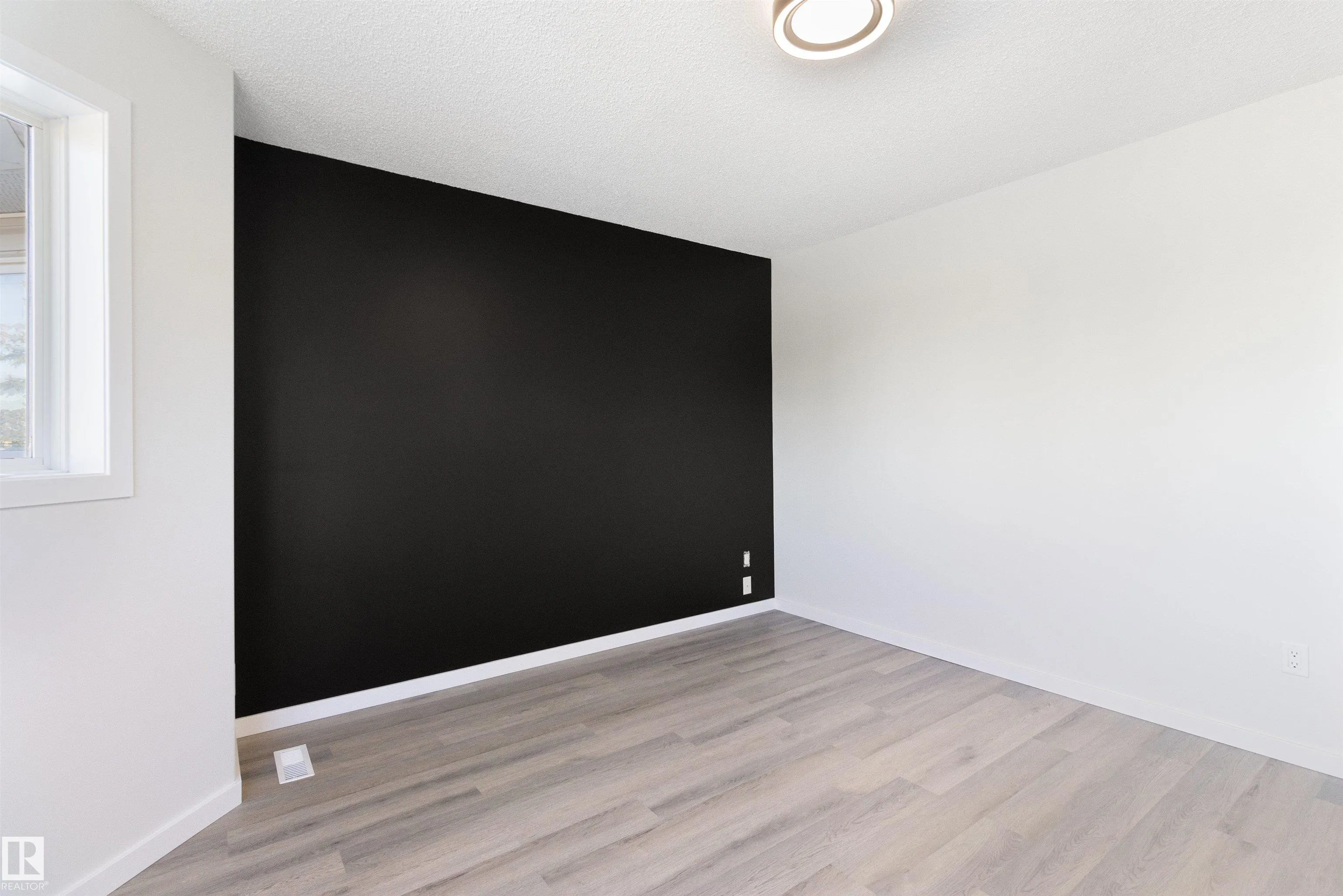 10 CRANBERRY Drive