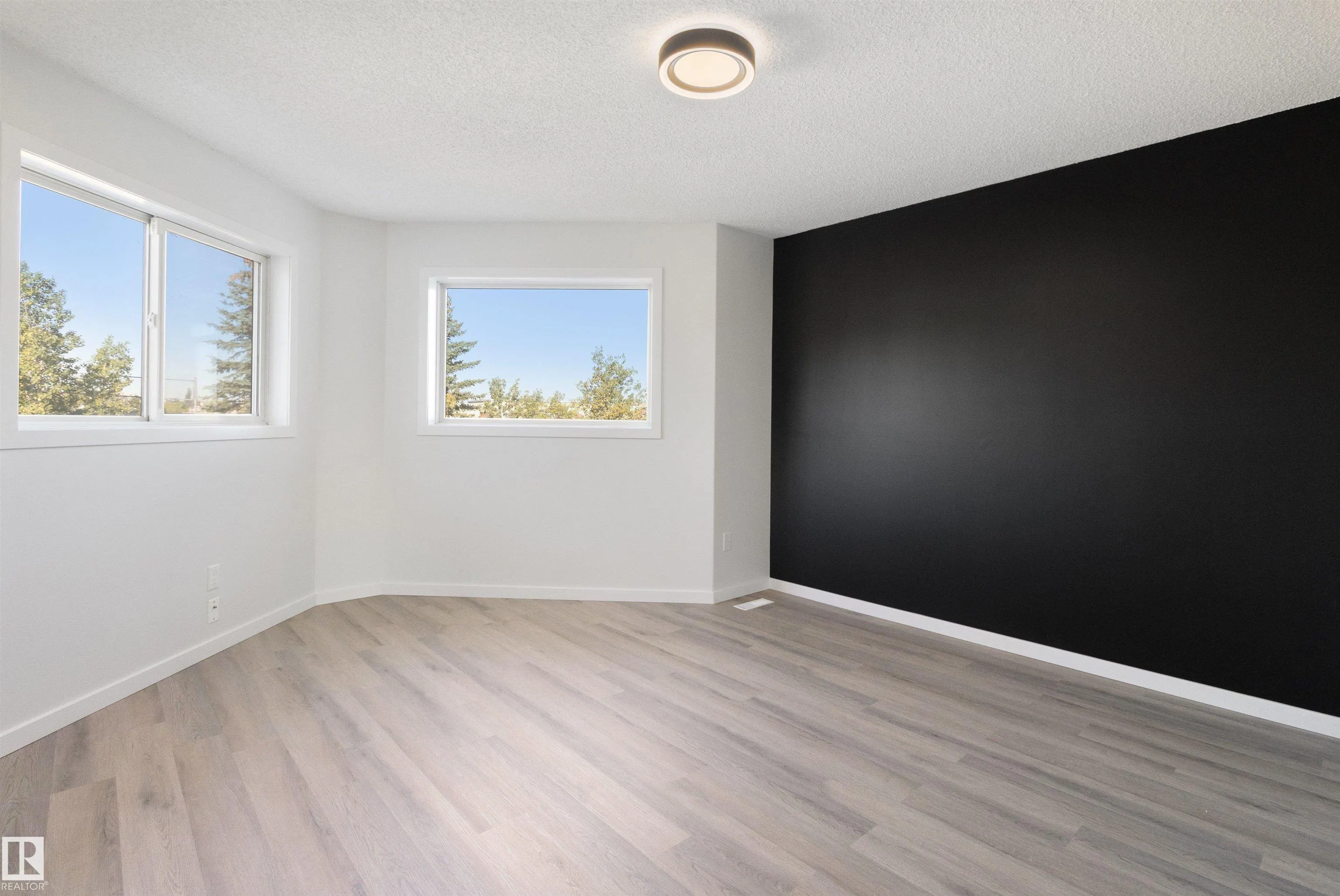 10 CRANBERRY Drive