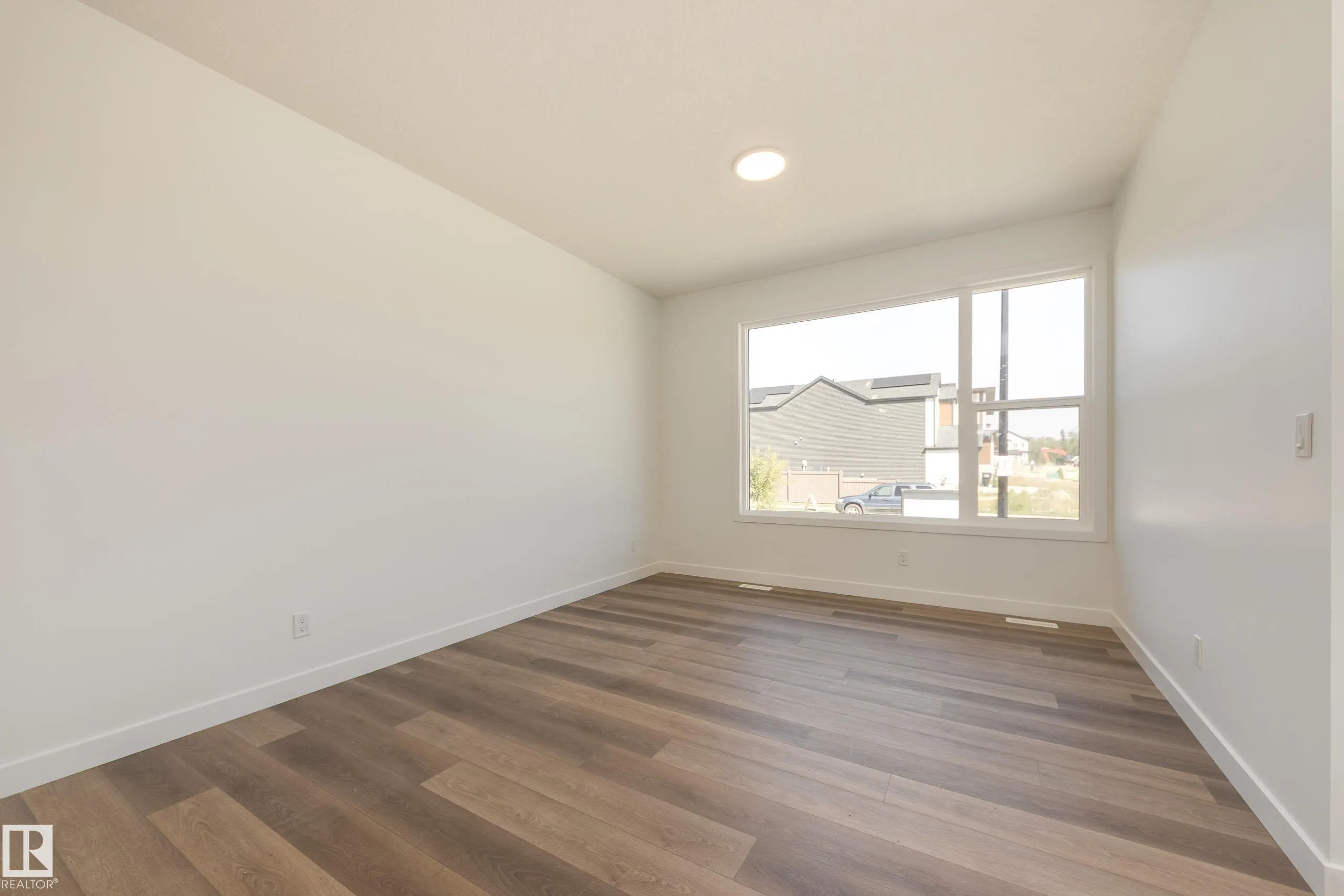 20903 25 Avenue