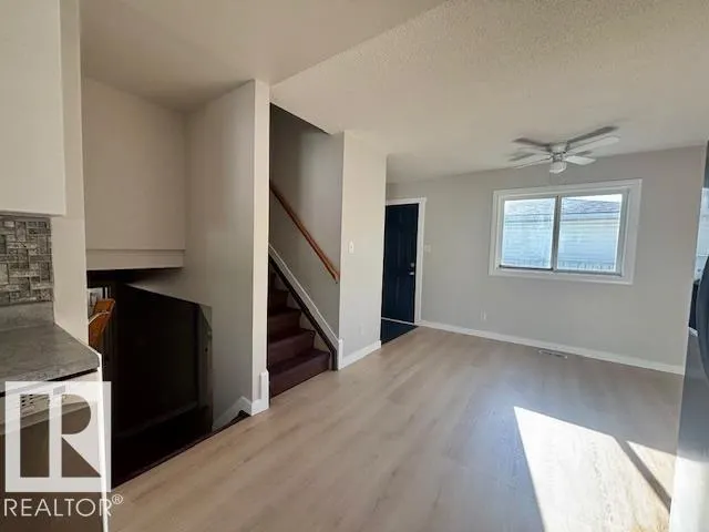 77 DAYTON Crescent