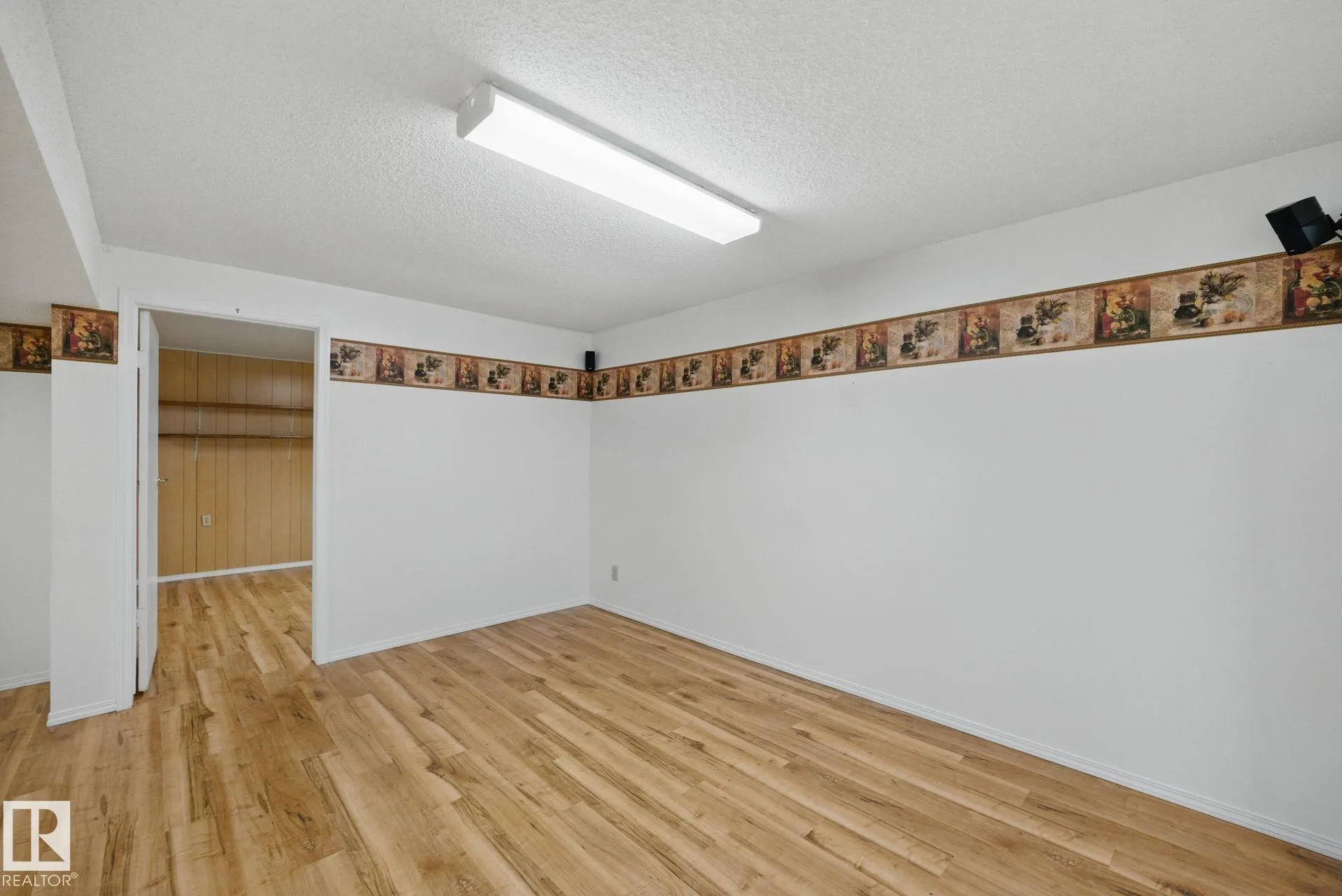 13316 136 Avenue
