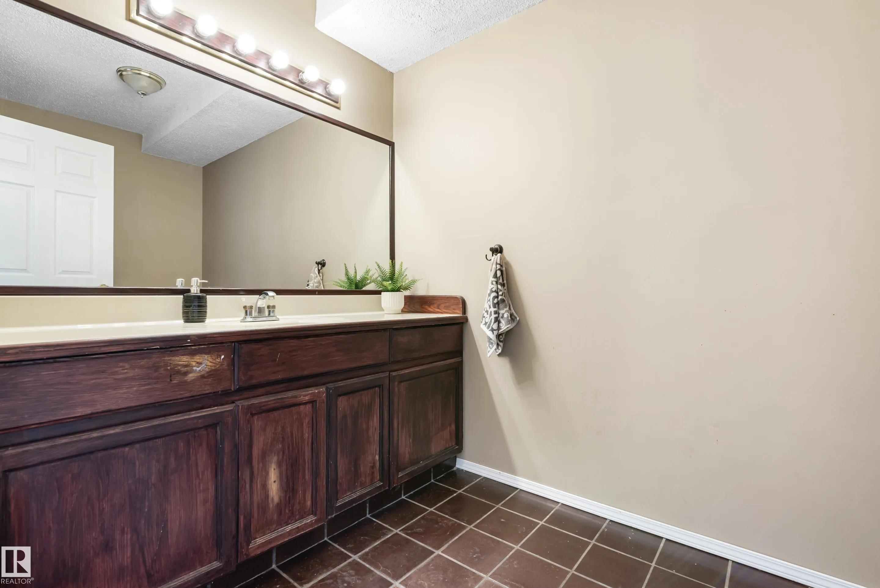 26123 TWP RD 511