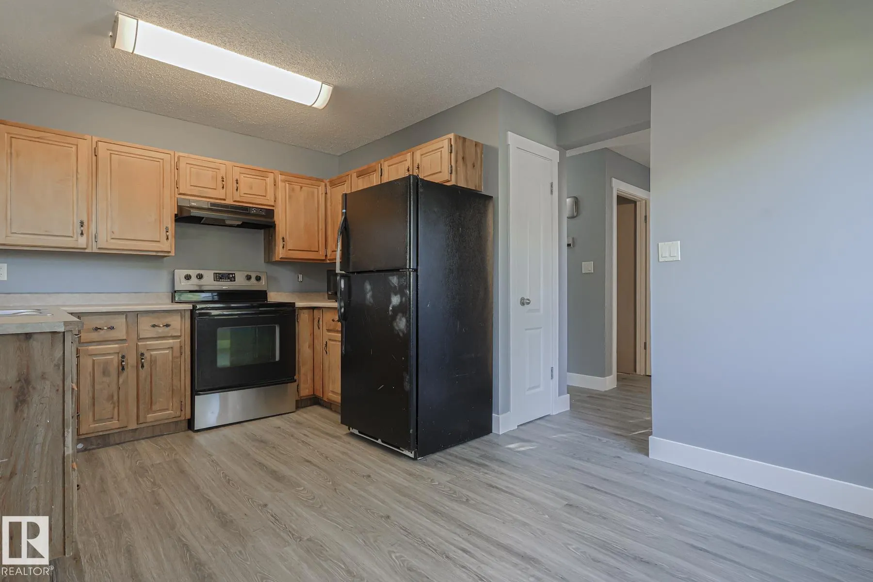 112 WELLINGTON Crescent