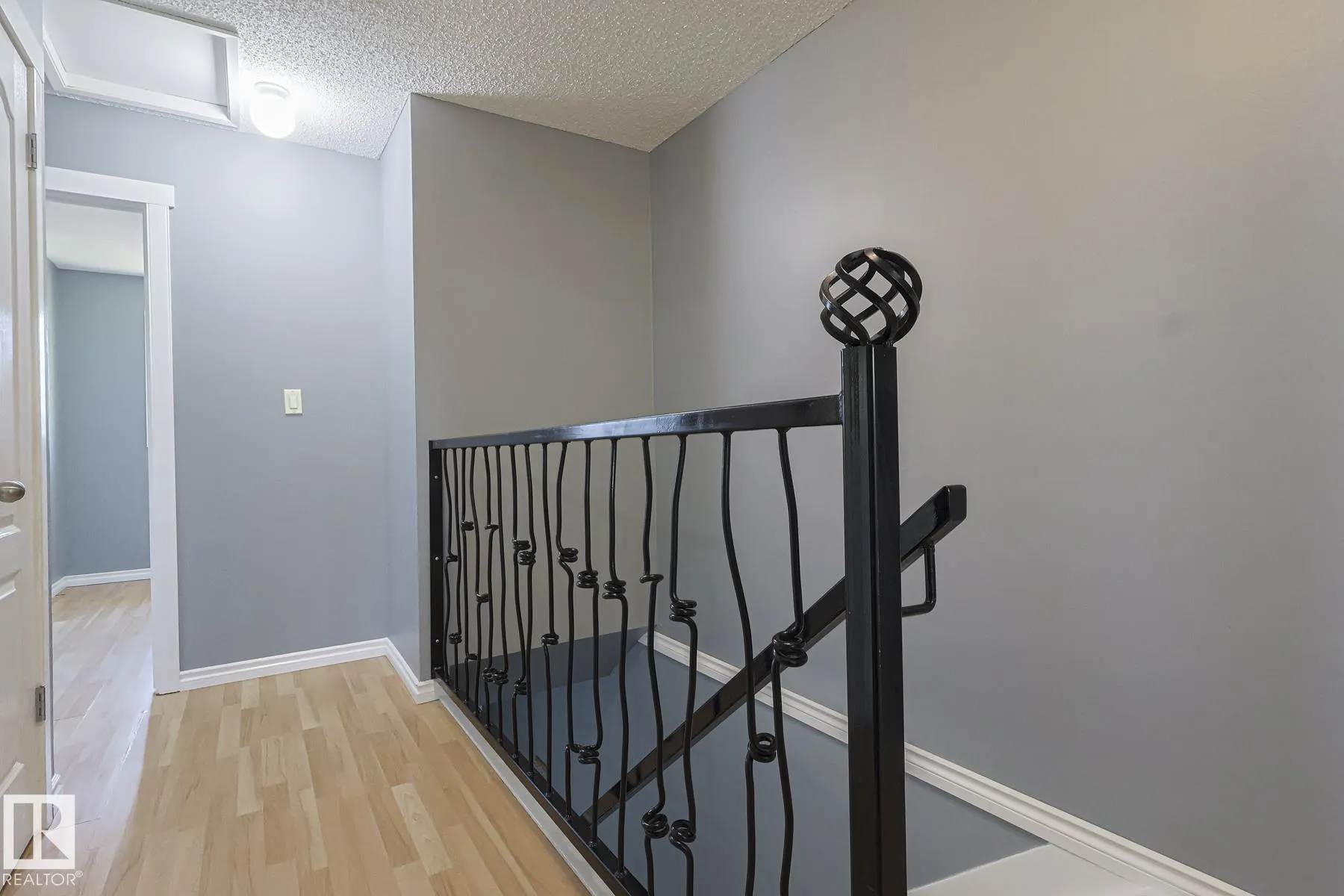 112 WELLINGTON Crescent