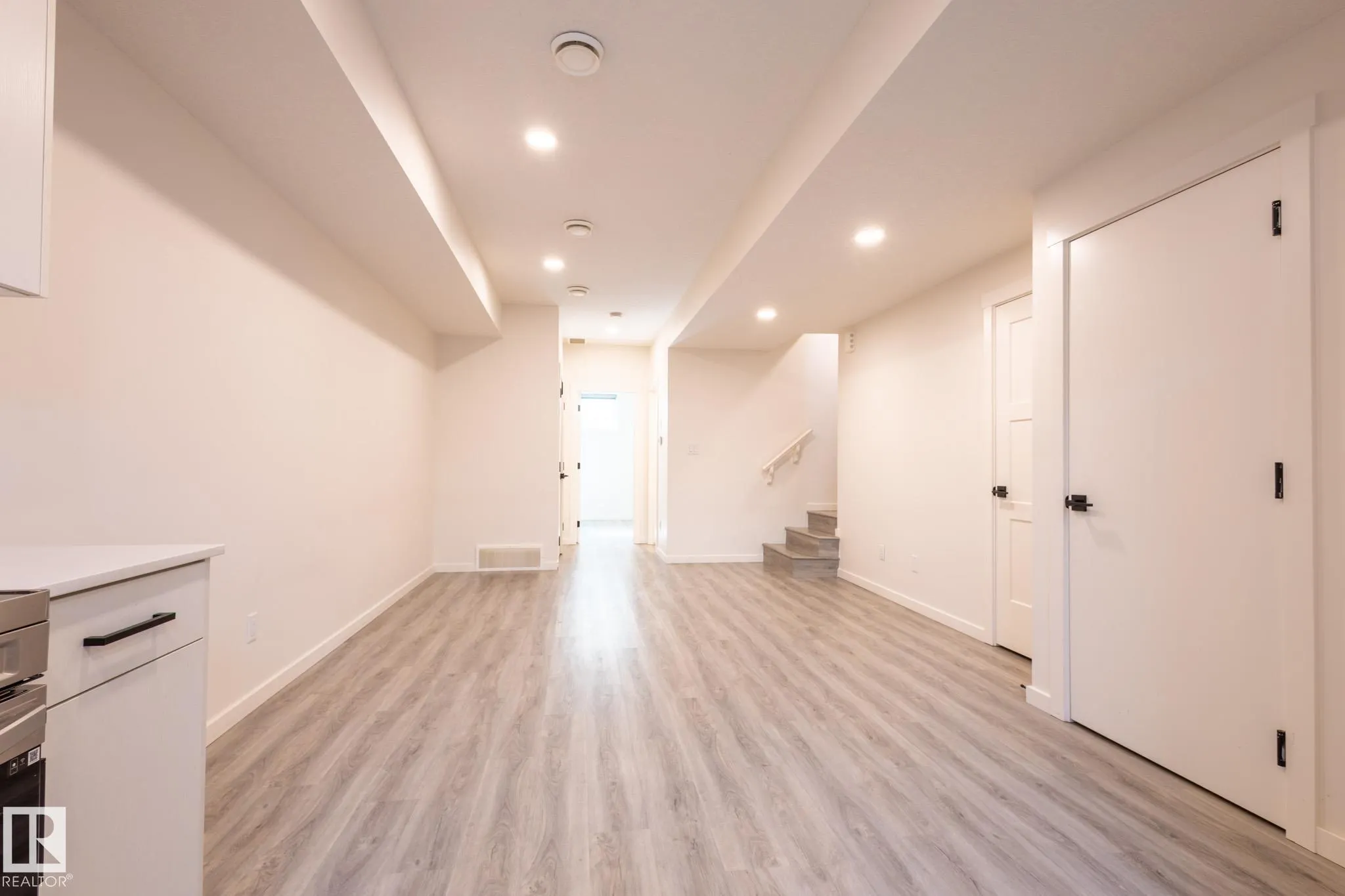 1215 PODERSKY Wynd