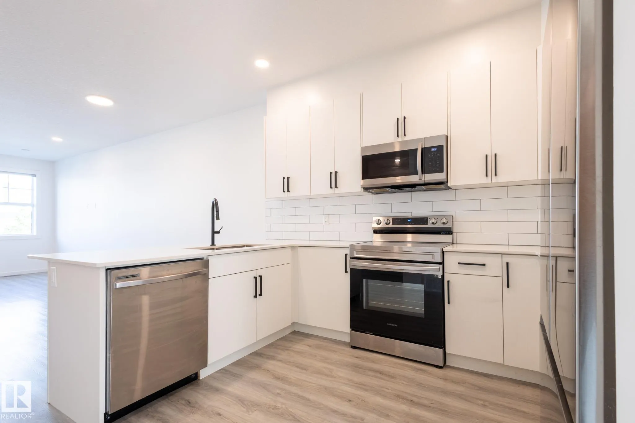 1215 PODERSKY Wynd