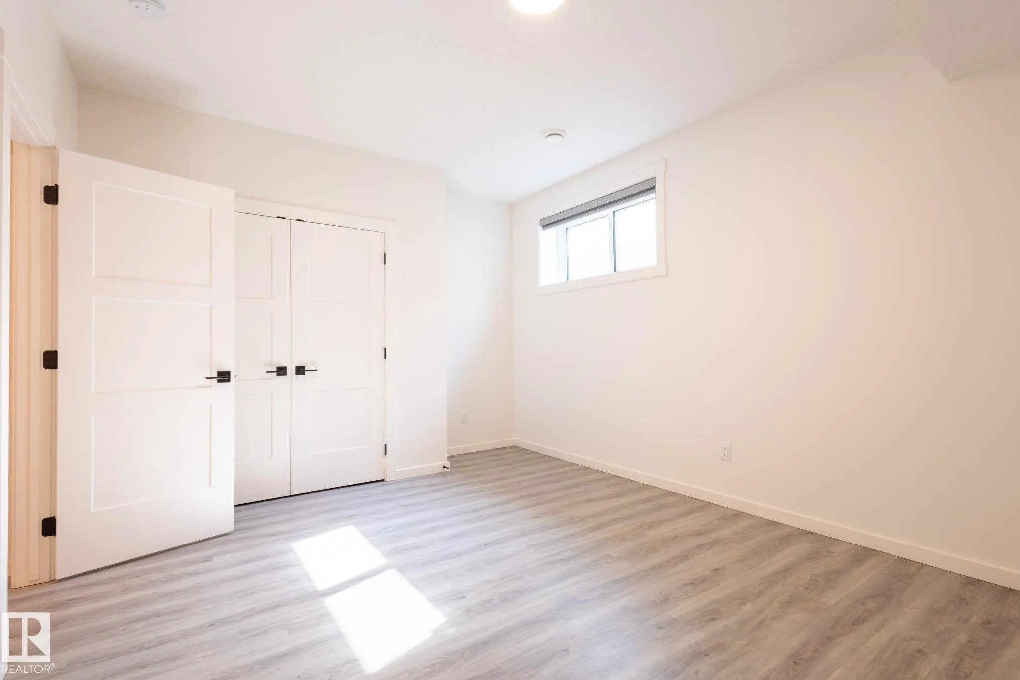 1215 PODERSKY Wynd
