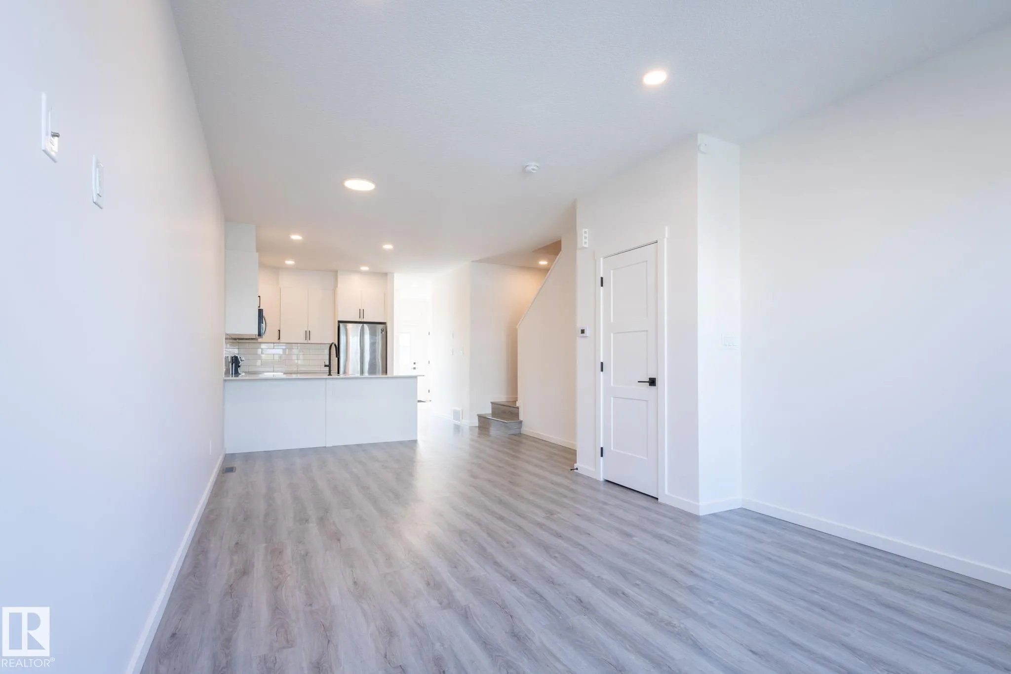 1215 PODERSKY Wynd