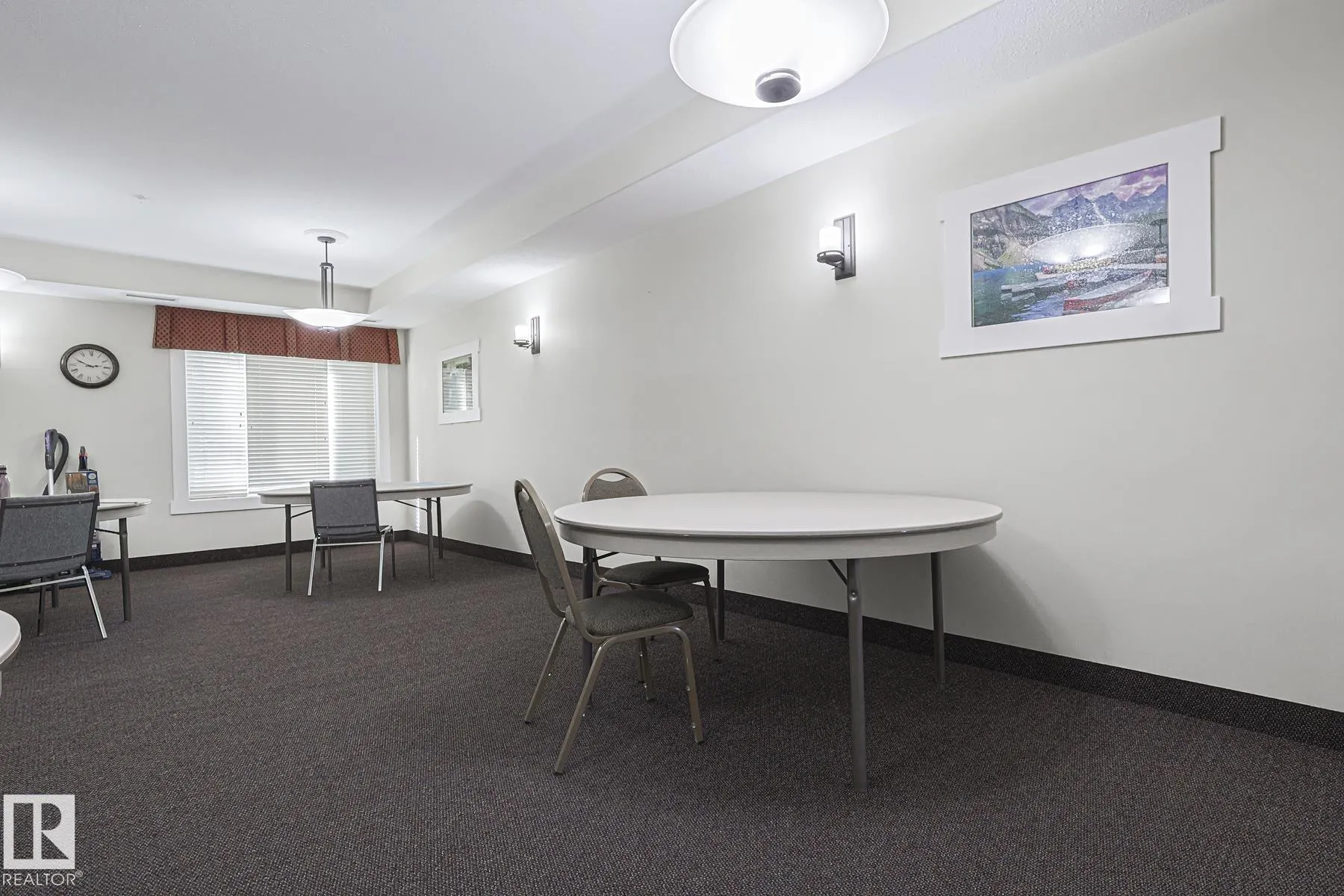 112A 511 Queen Street