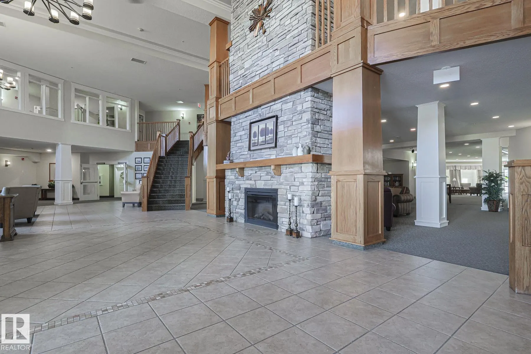 112A 511 Queen Street