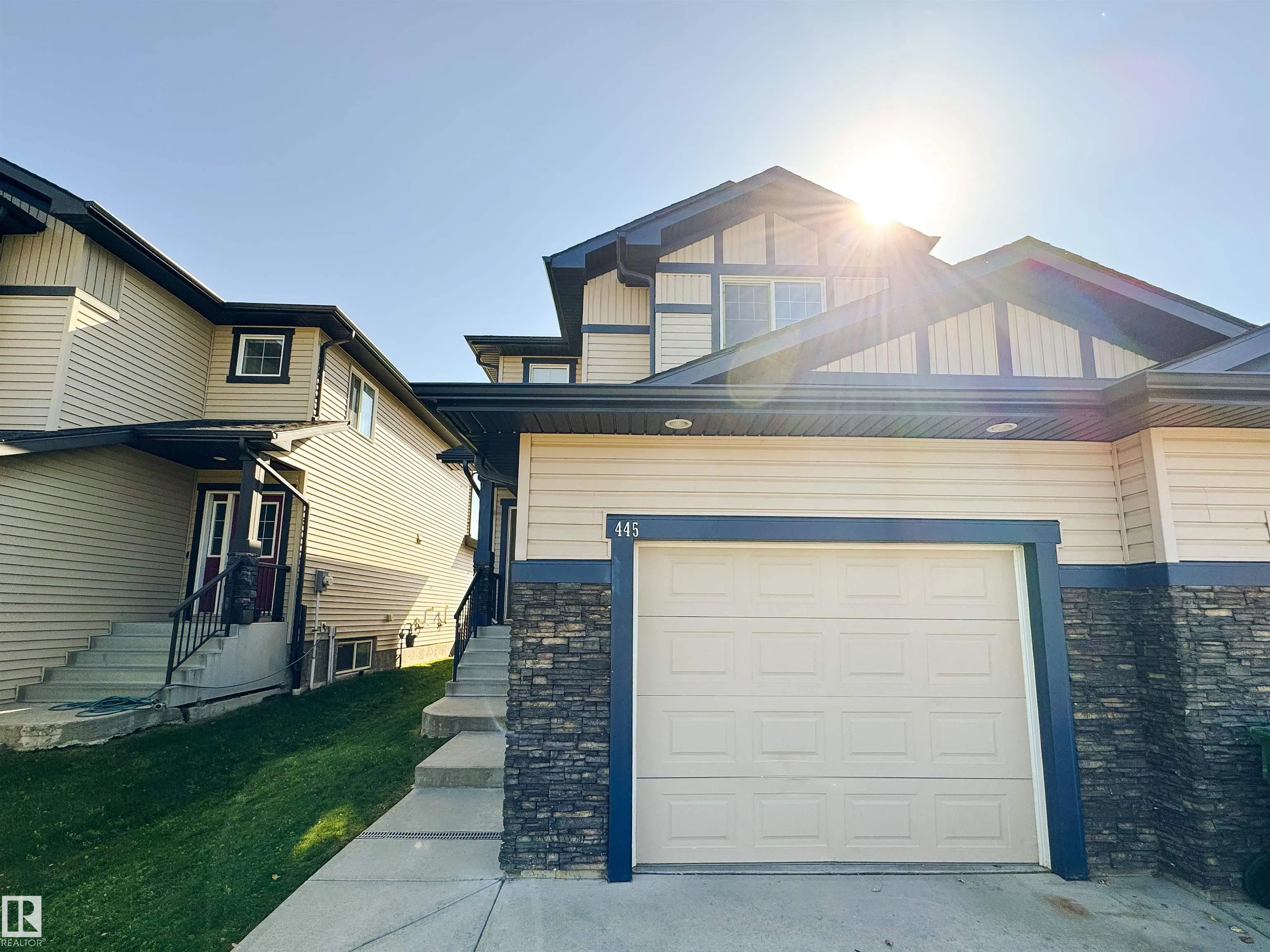 445 REED Crescent