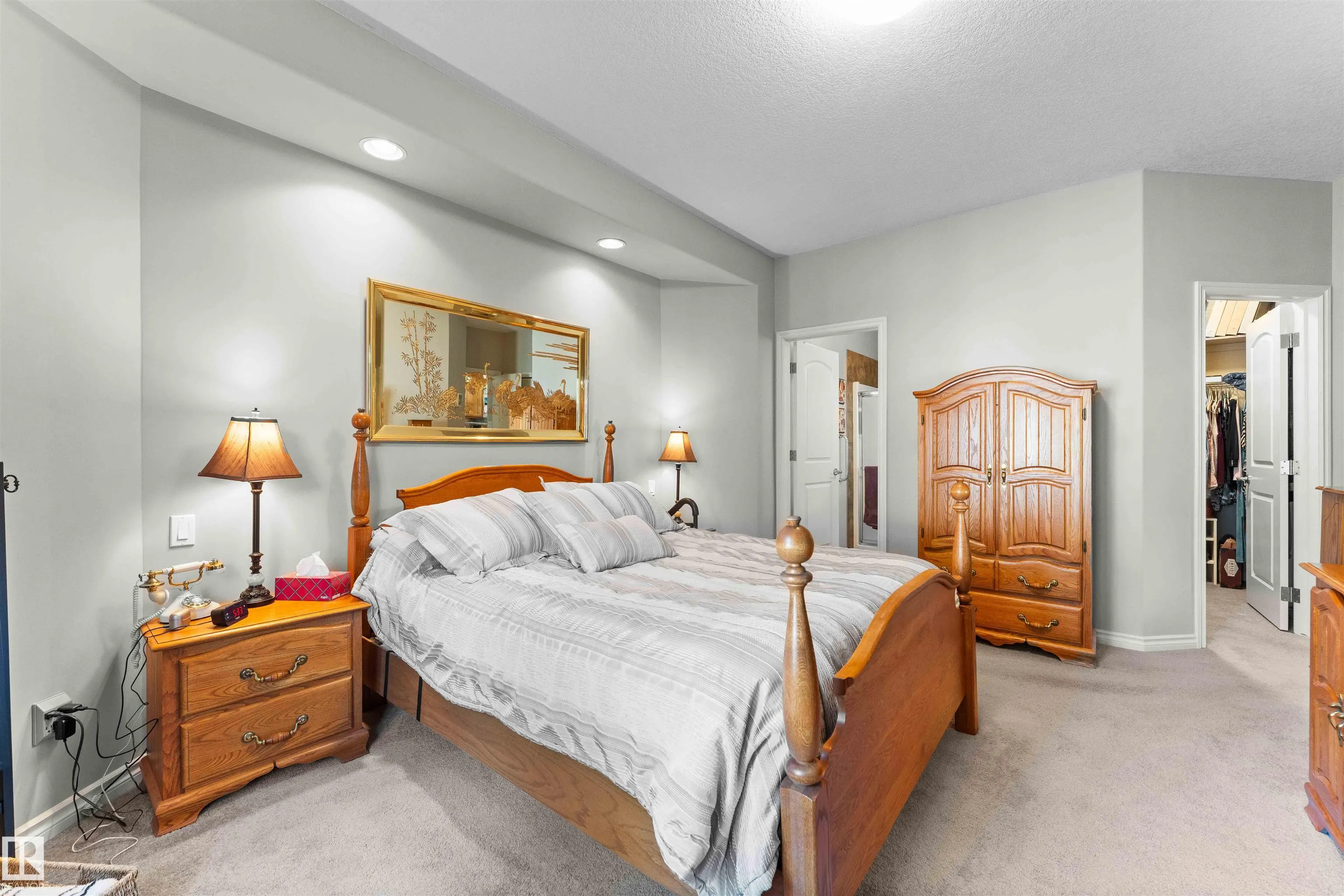 55 WILLOW WOOD Lane
