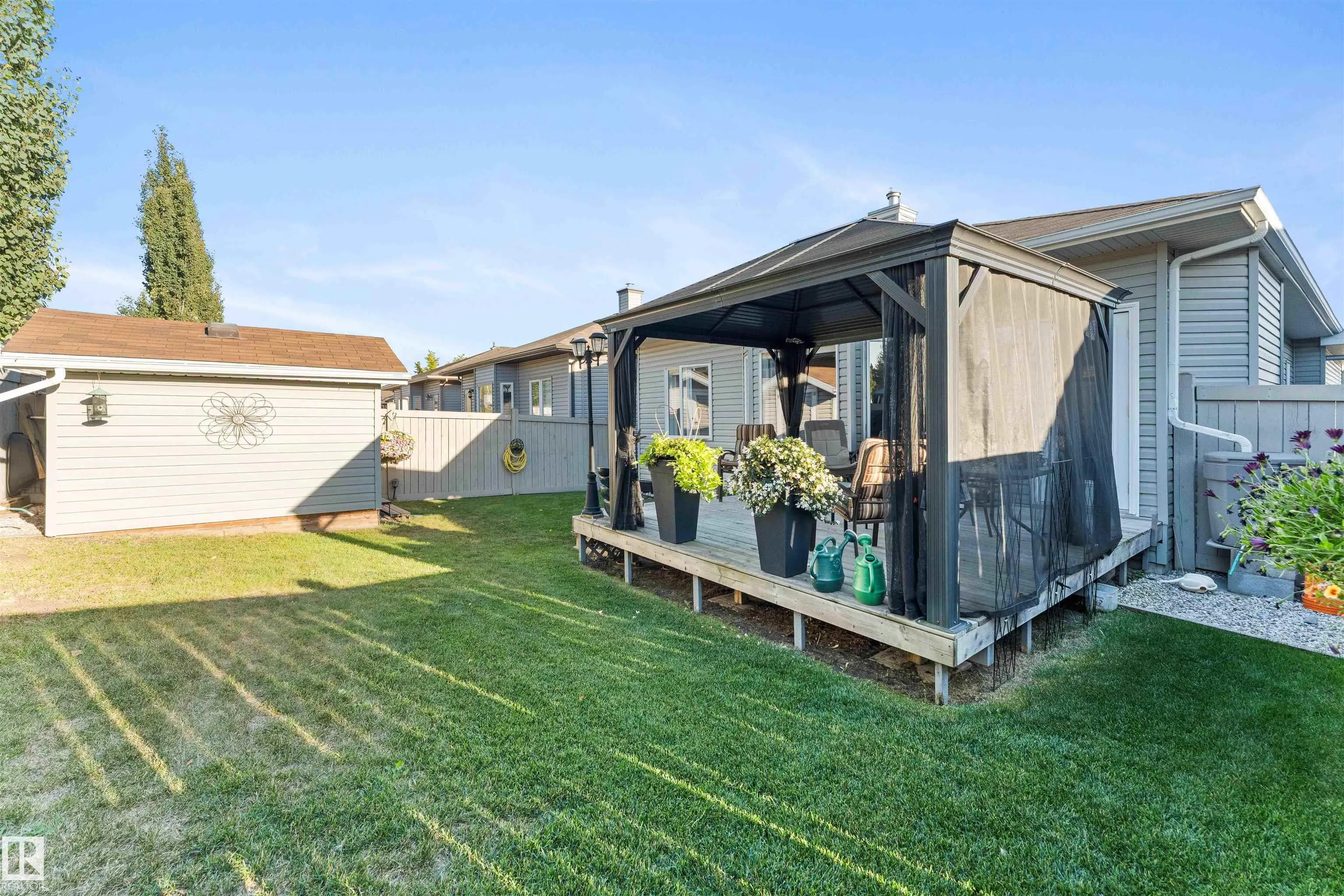 55 WILLOW WOOD Lane