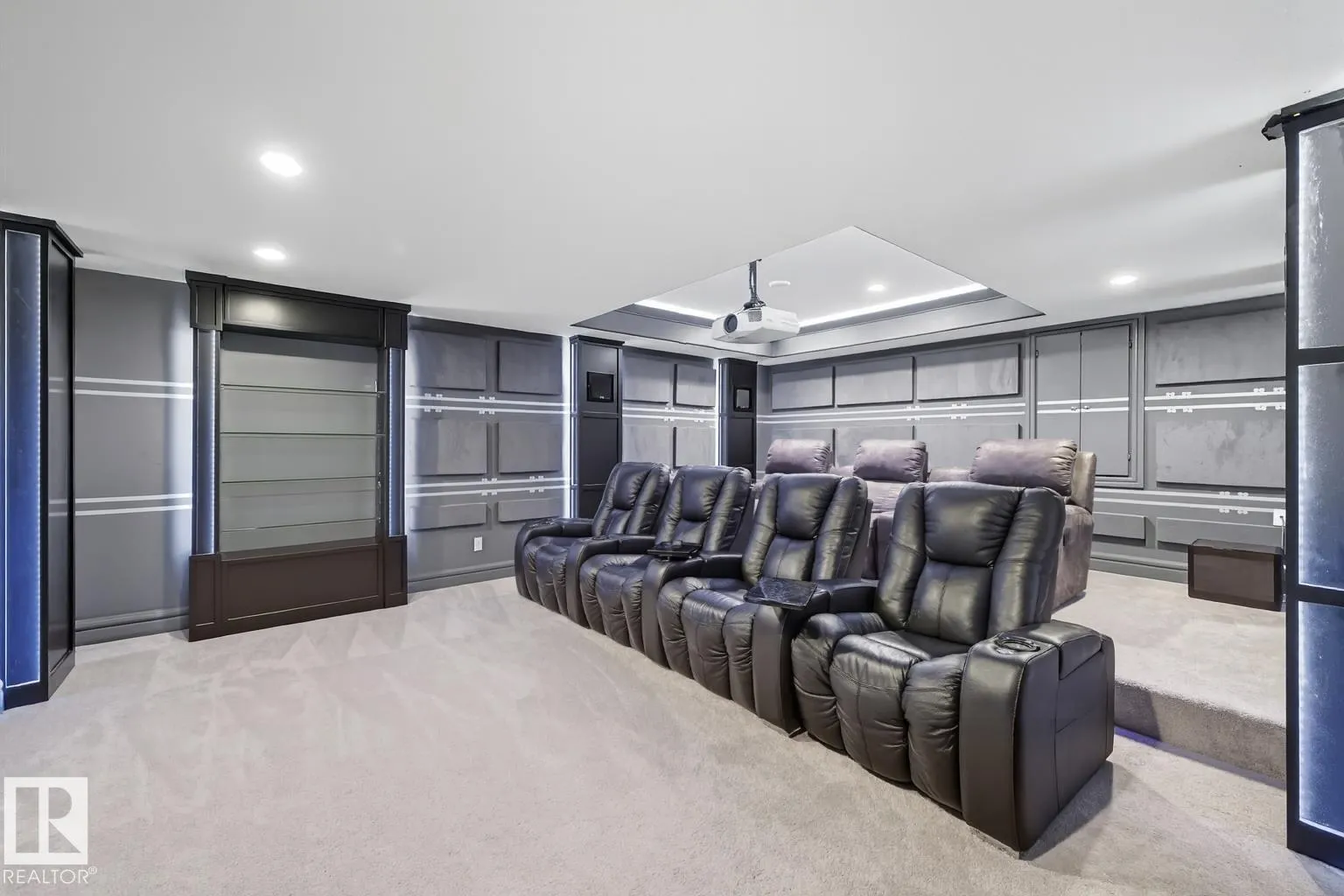 1806 ADAMSON Point(e)