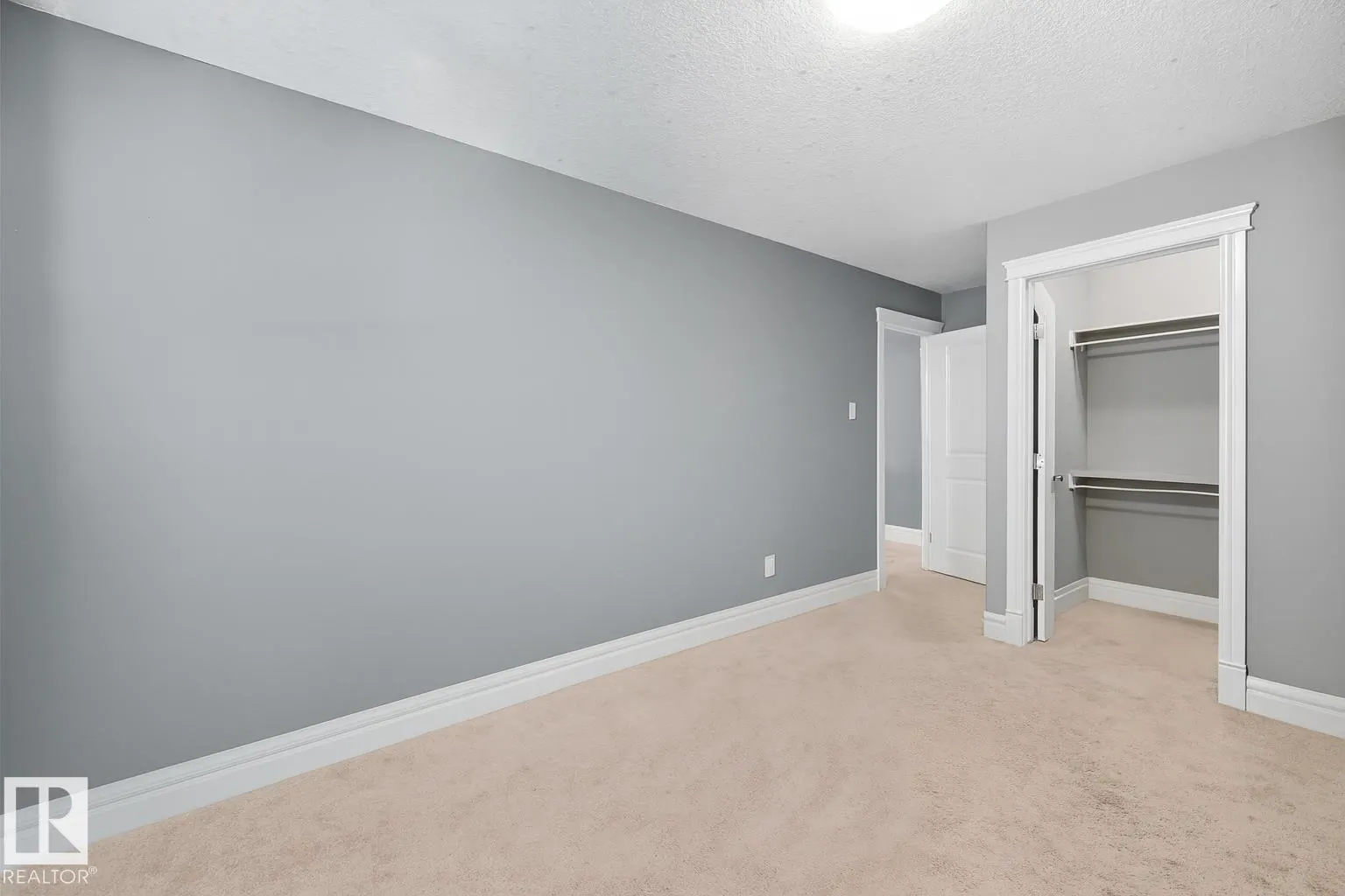 1806 ADAMSON Point(e)