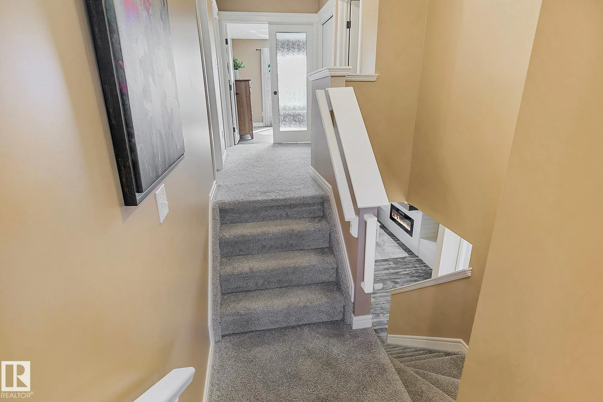15 HARWOOD Court