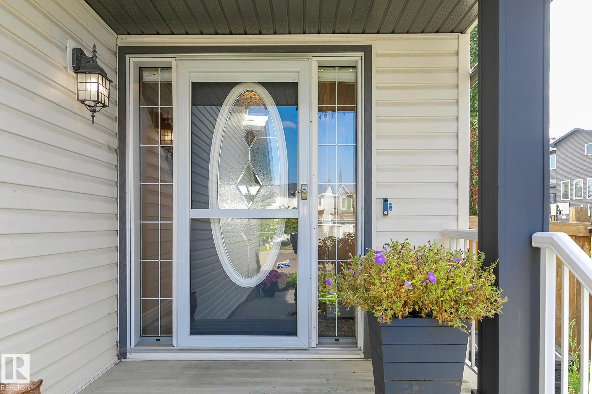 15 HARWOOD Court