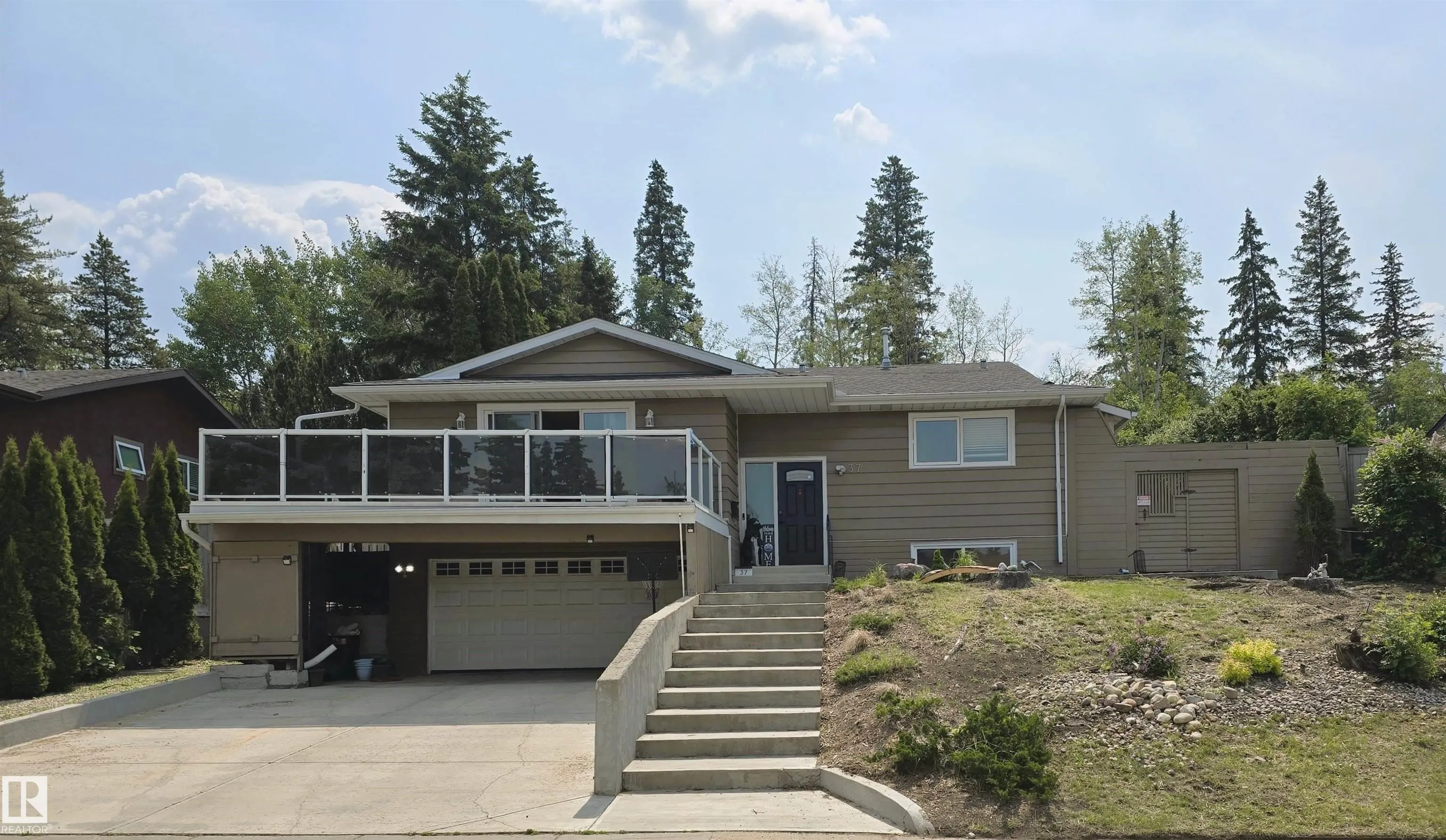37 MANCHESTER Drive